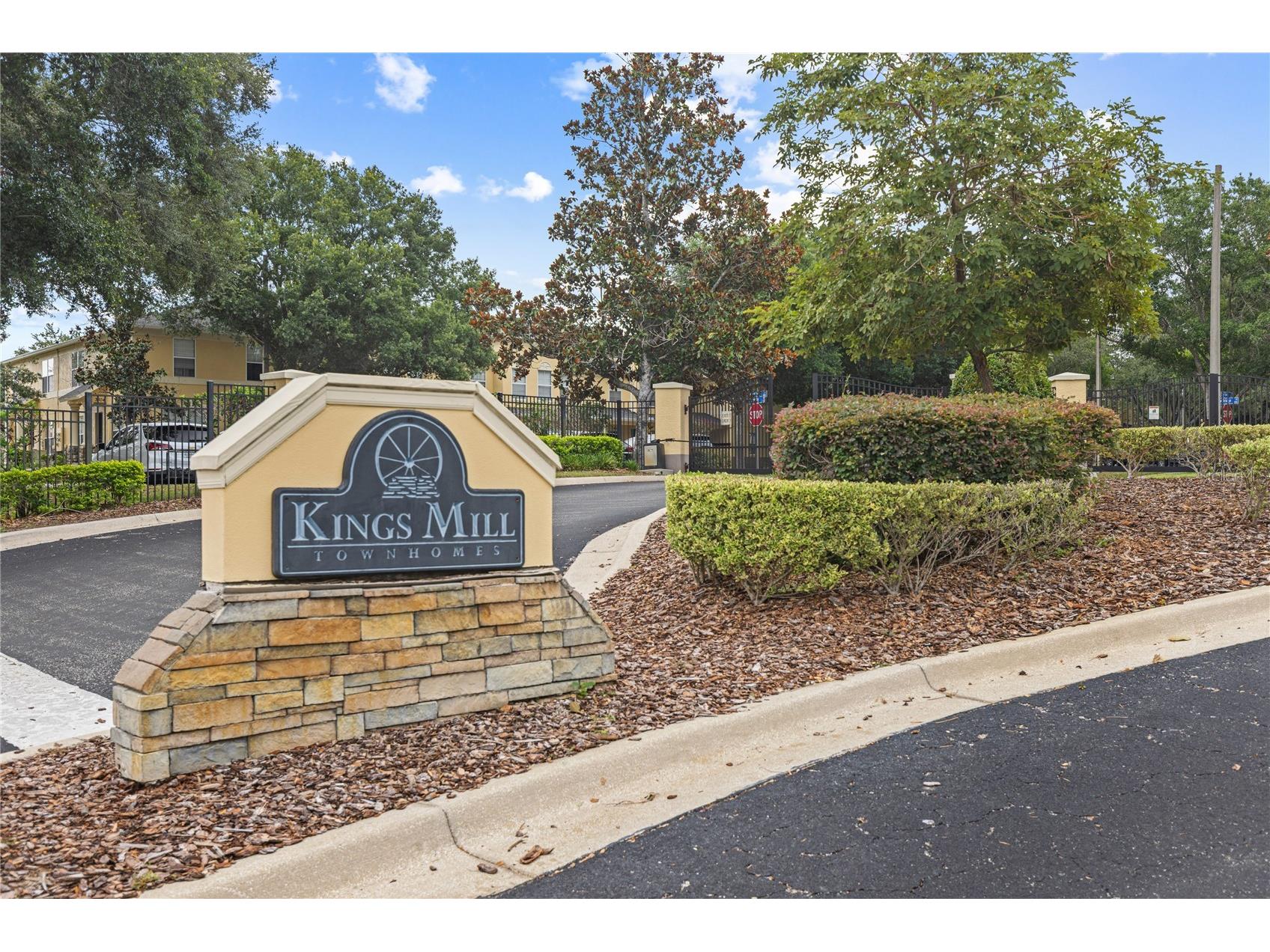 216 Dragons Fire Place Valrico FL 33594 TB8530628 image25