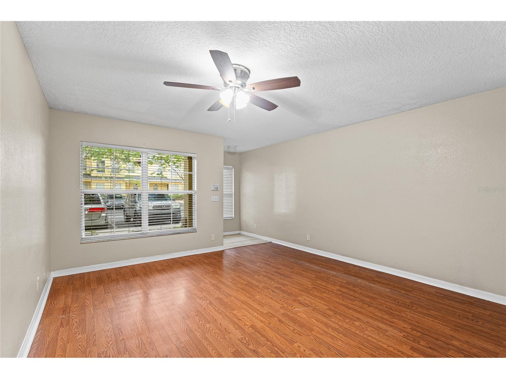 216 Dragons Fire Place Valrico FL 33594 TB8530628 image4