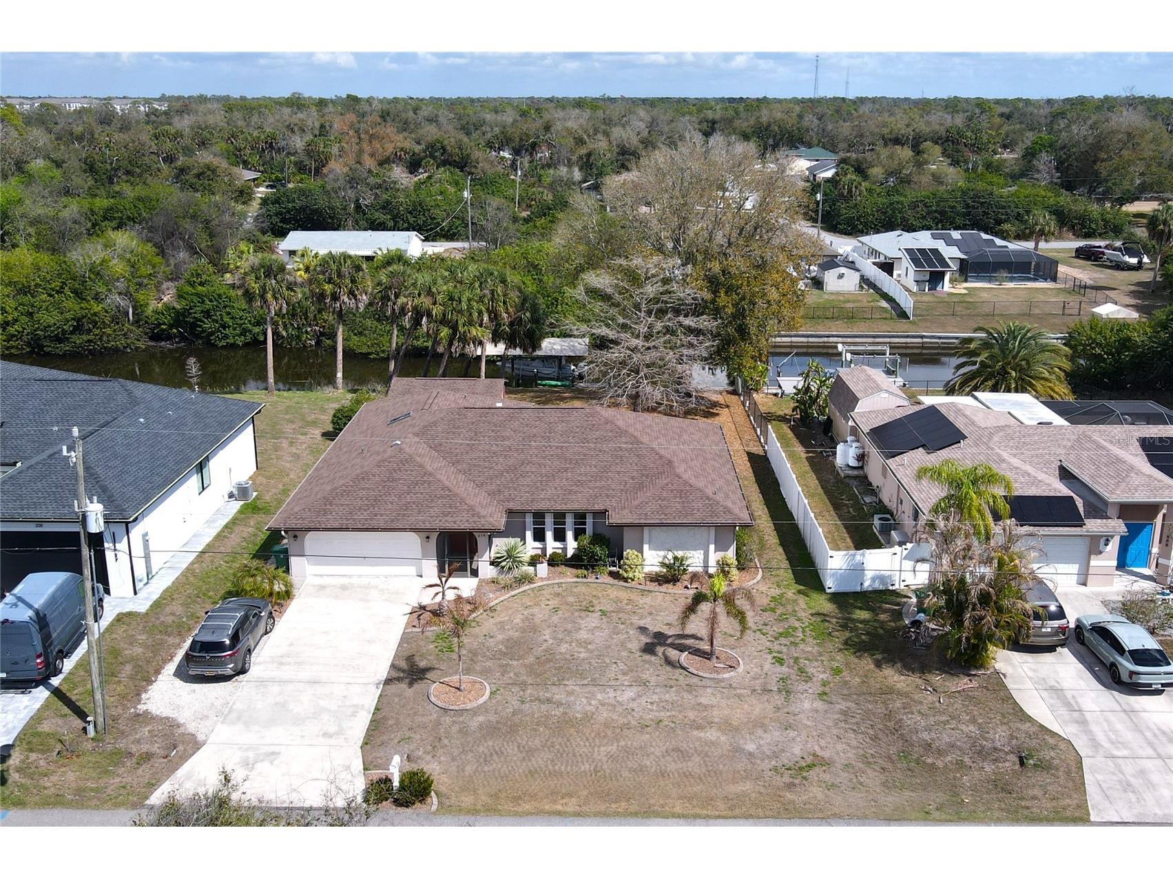 216 Eppinger Drive Port Charlotte FL 33953 - JUPITER WATERWAY C7522721 image1