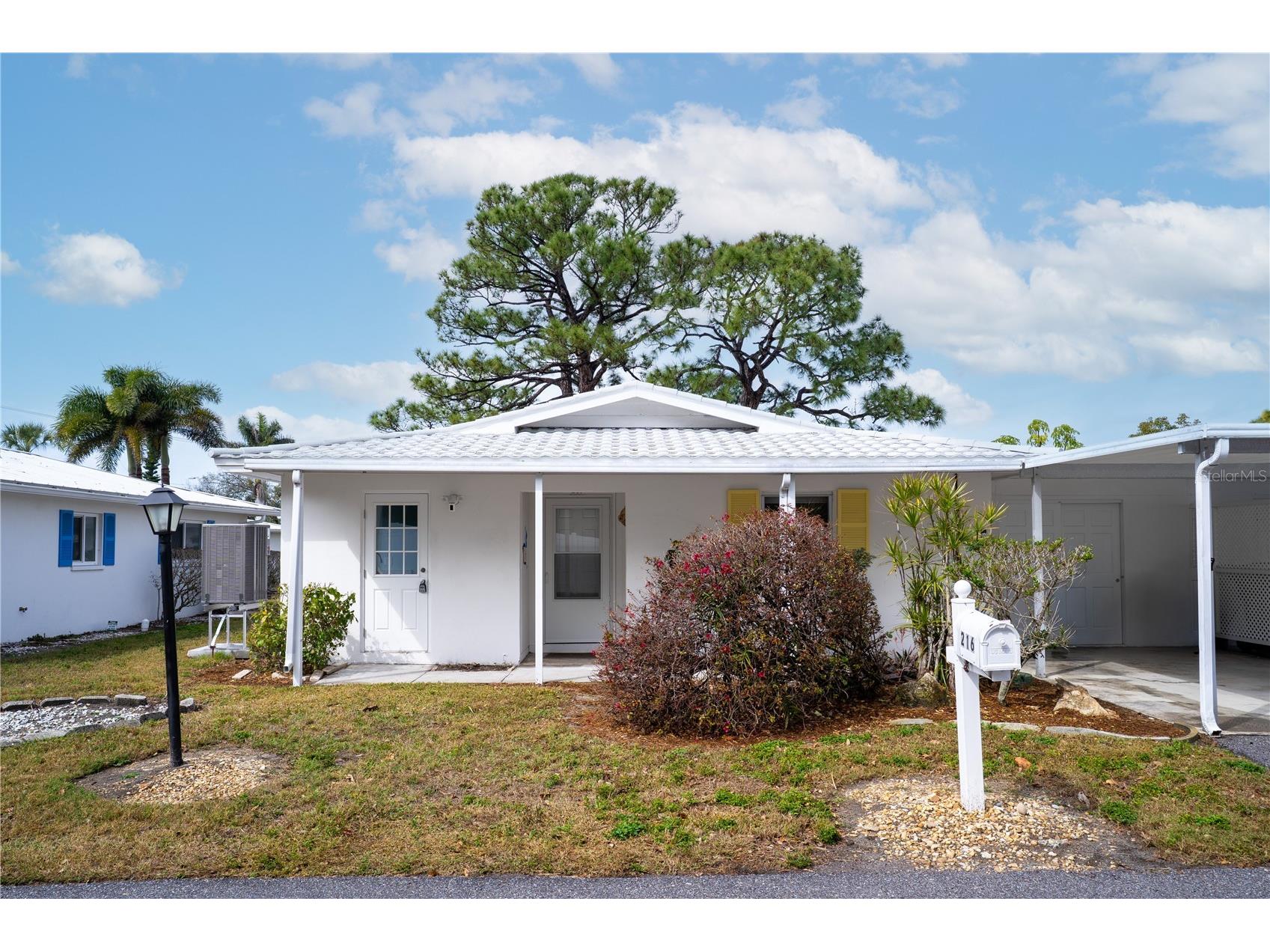216 Fair Winds Drive #216 Nokomis FL 34275 TB8483450 image1