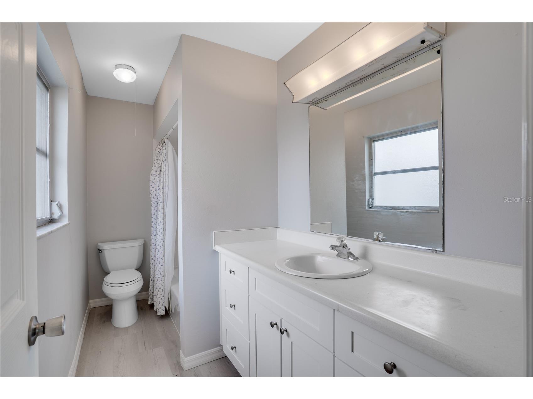 216 Fair Winds Drive #216 Nokomis FL 34275 TB8483450 image16