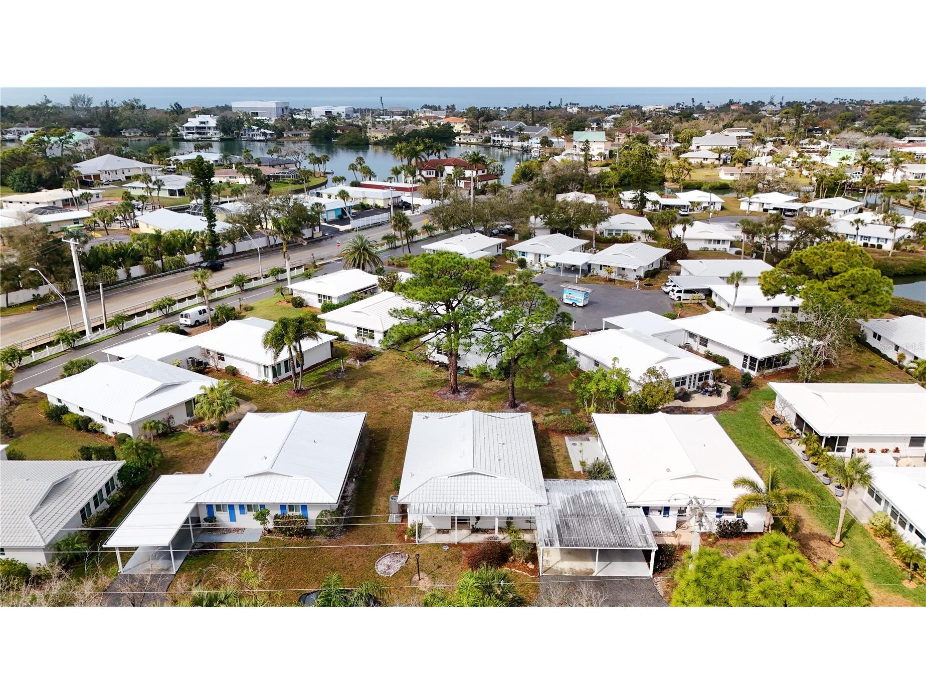 216 Fair Winds Drive #216 Nokomis FL 34275 TB8483450 image27