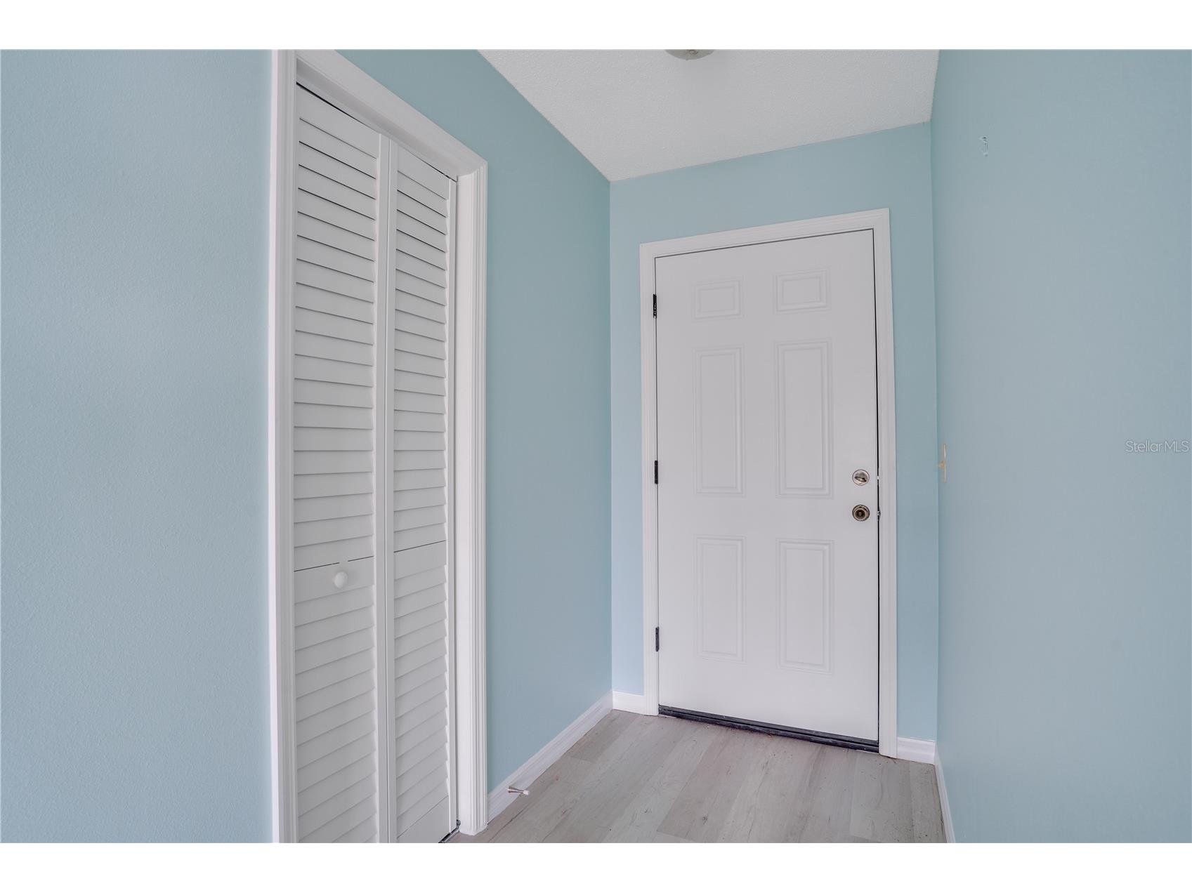 216 Fair Winds Drive #216 Nokomis FL 34275 TB8483450 image3