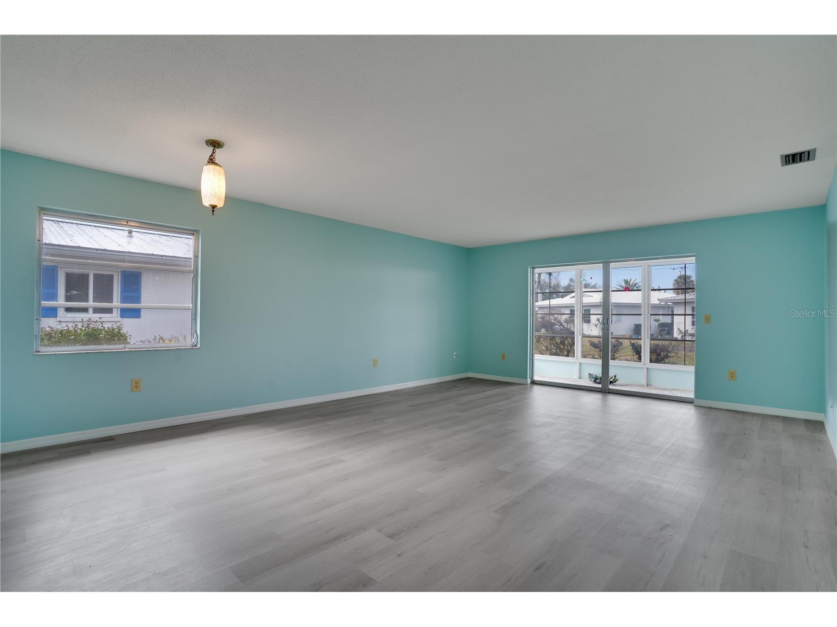 216 Fair Winds Drive #216 Nokomis FL 34275 TB8483450 image5