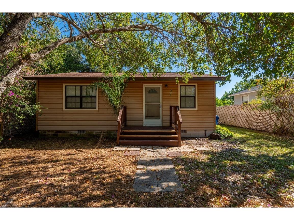 216 Glenwood Avenue Osprey FL 34229 A4673441 image1