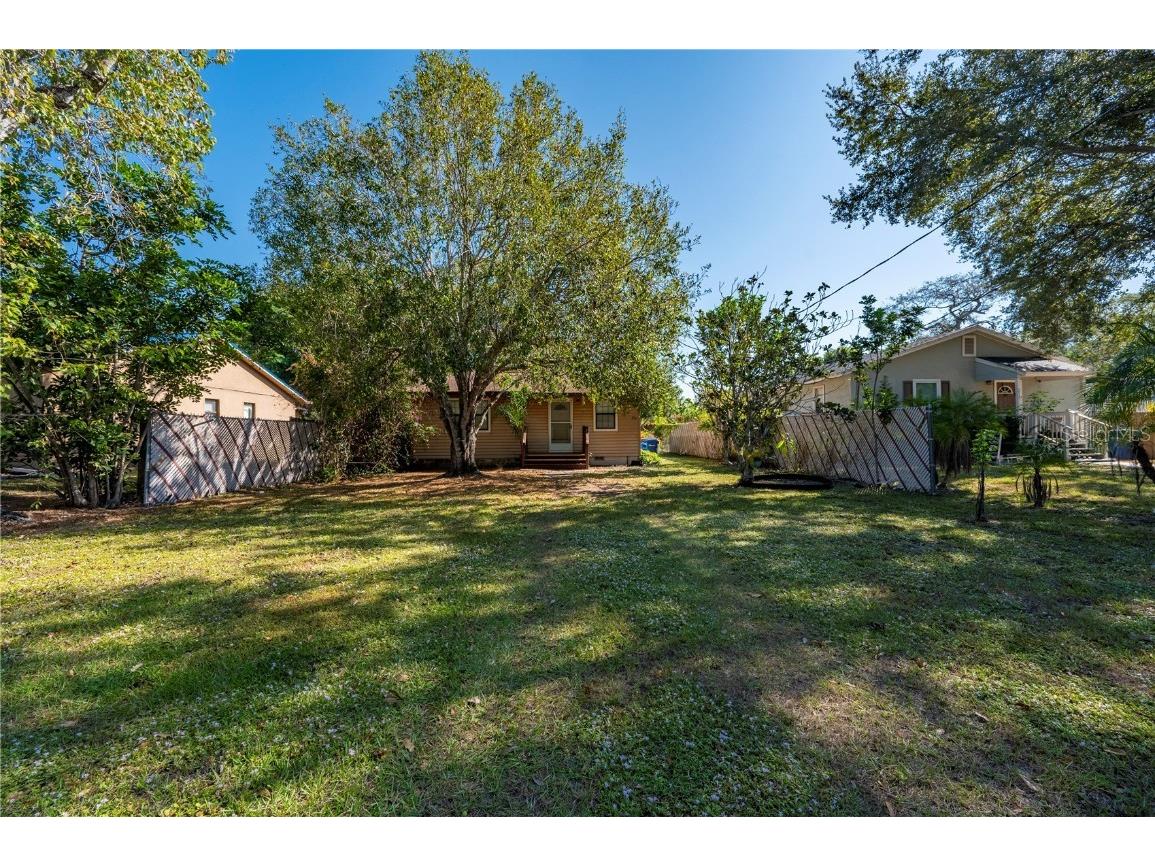 216 Glenwood Avenue Osprey FL 34229 A4673441 image2