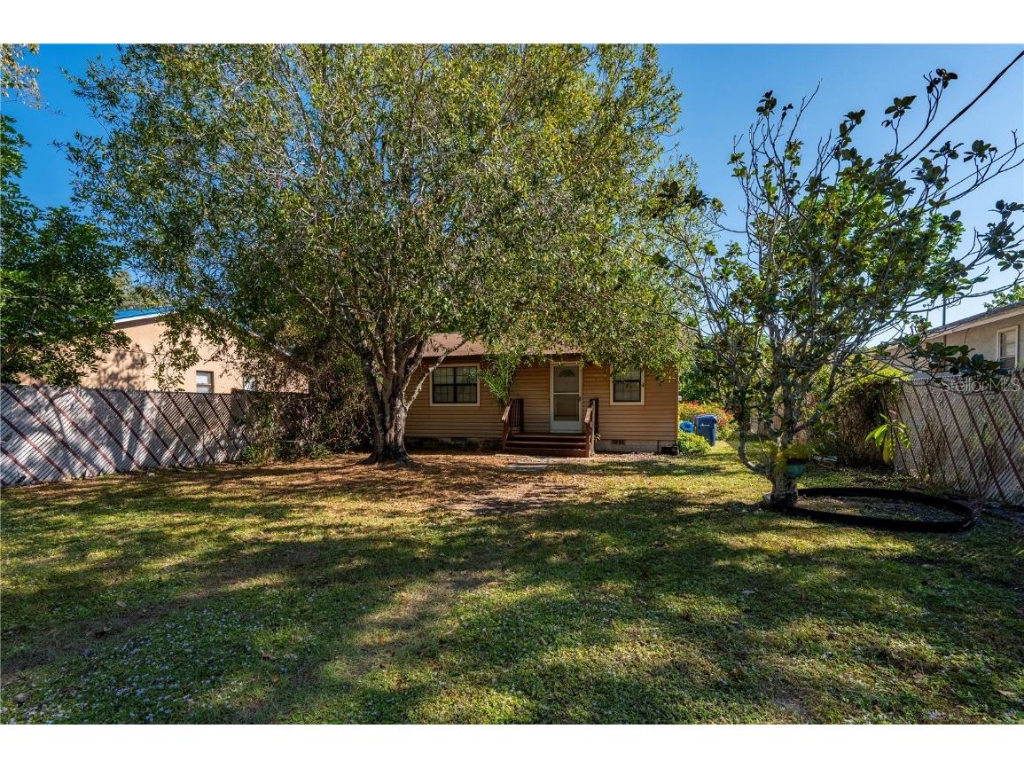 216 Glenwood Avenue Osprey FL 34229 A4673441 image3