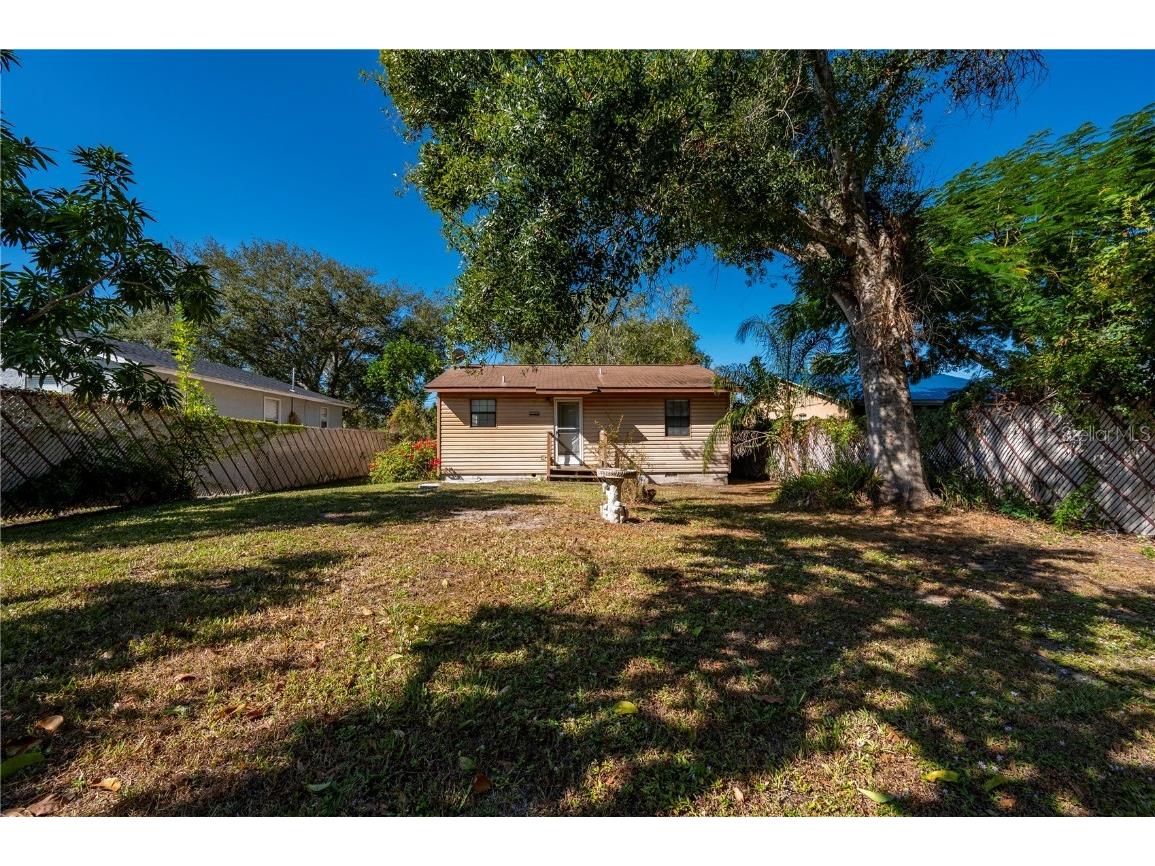 216 Glenwood Avenue Osprey FL 34229 A4673441 image30