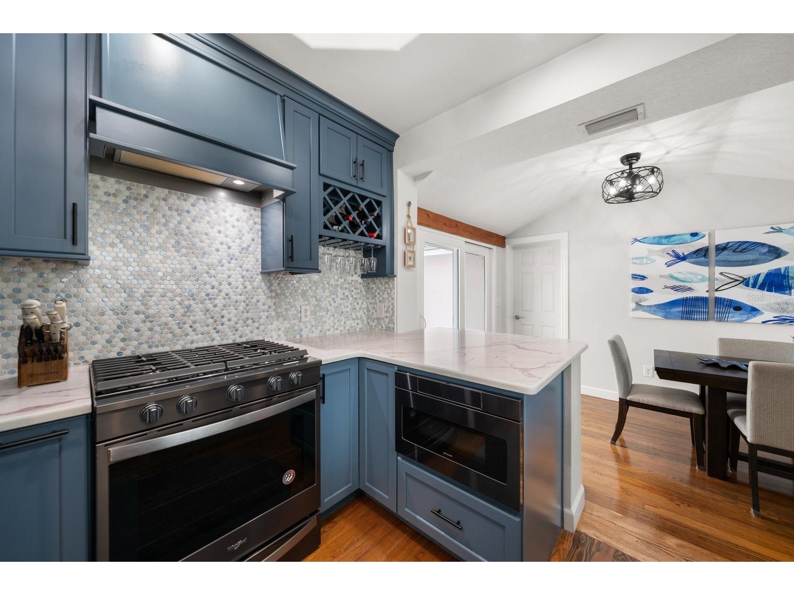 216 Grove Circle S Dunedin FL 34698 TB8480612 image11