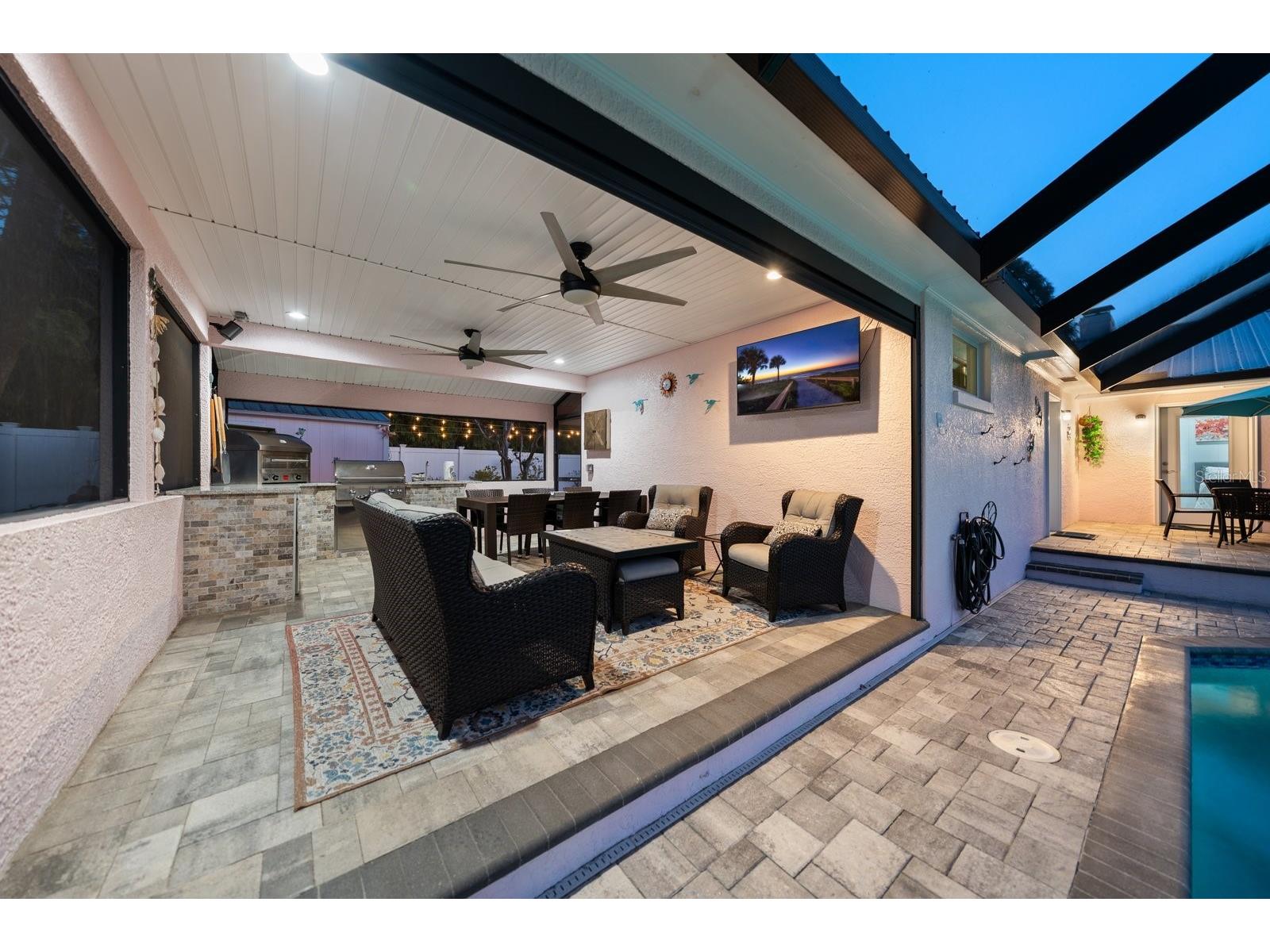 216 Grove Circle S Dunedin FL 34698 TB8480612 image30