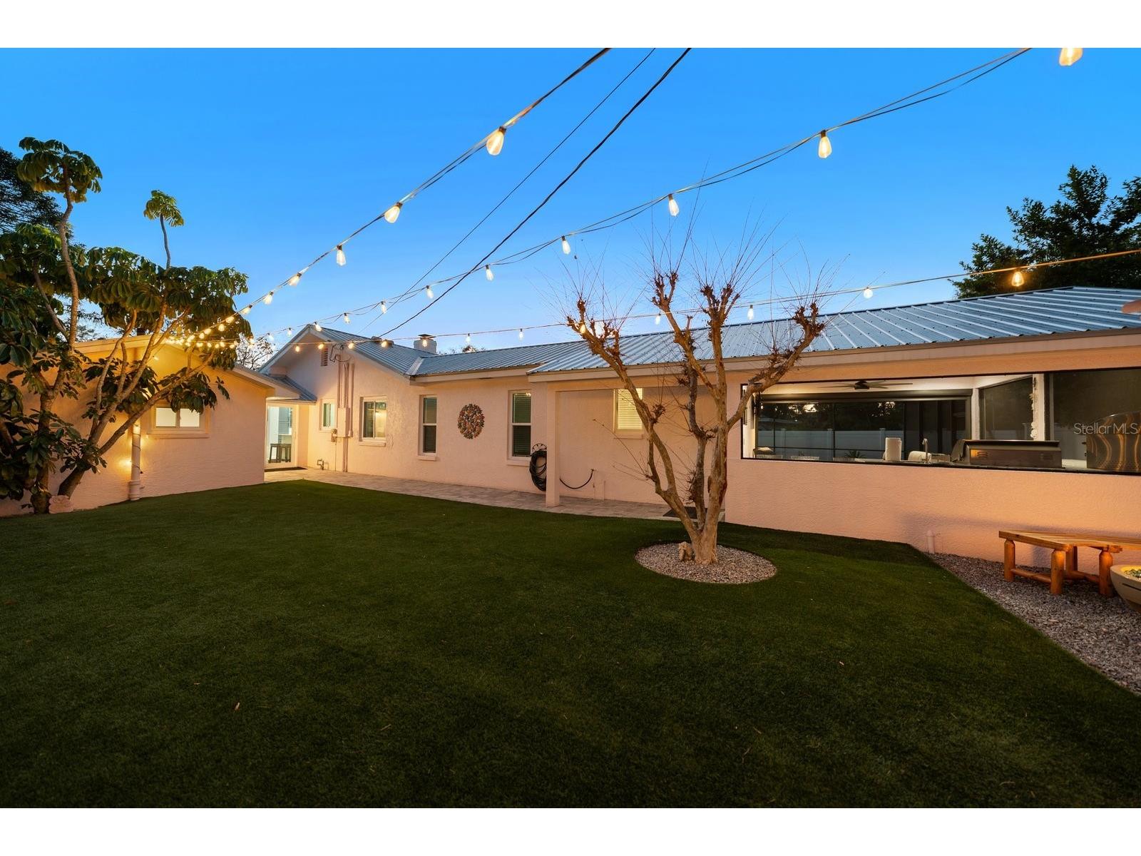 216 Grove Circle S Dunedin FL 34698 TB8480612 image31