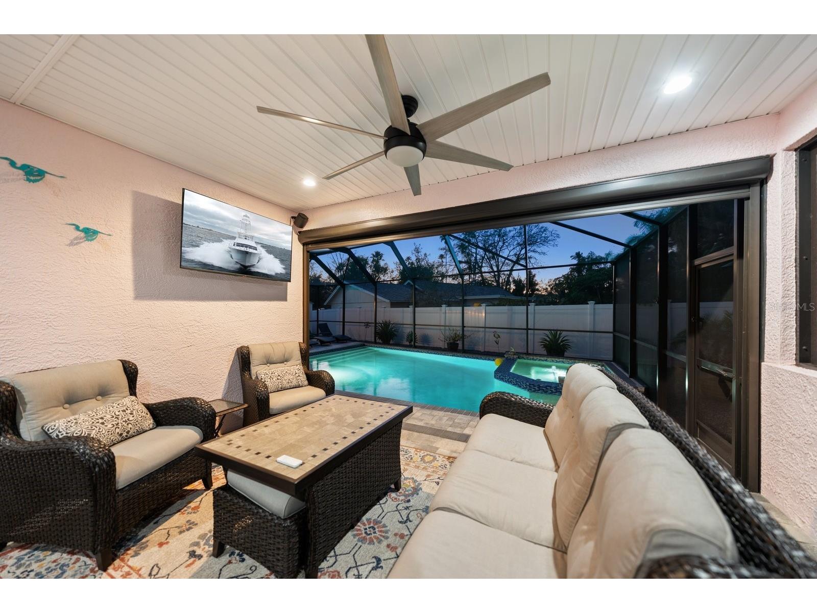 216 Grove Circle S Dunedin FL 34698 TB8480612 image5