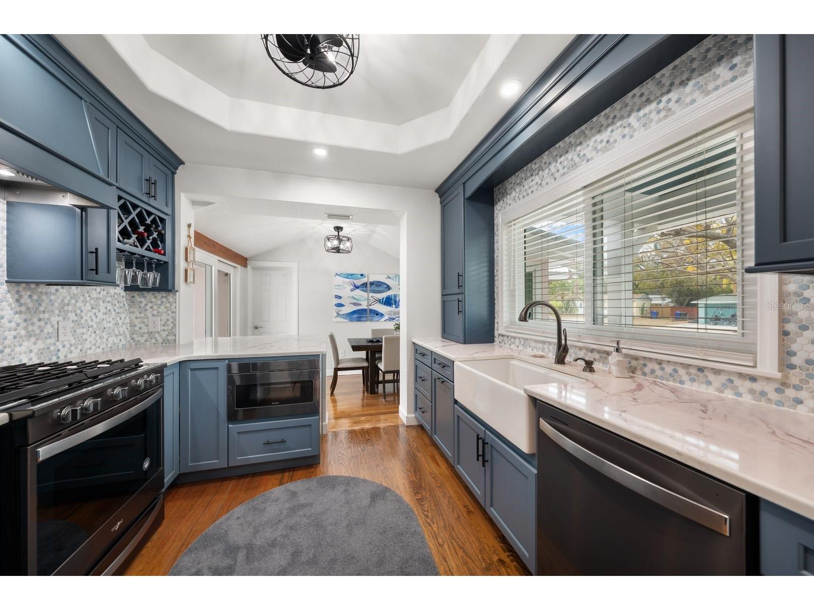 216 Grove Circle S Dunedin FL 34698 TB8480612 image9