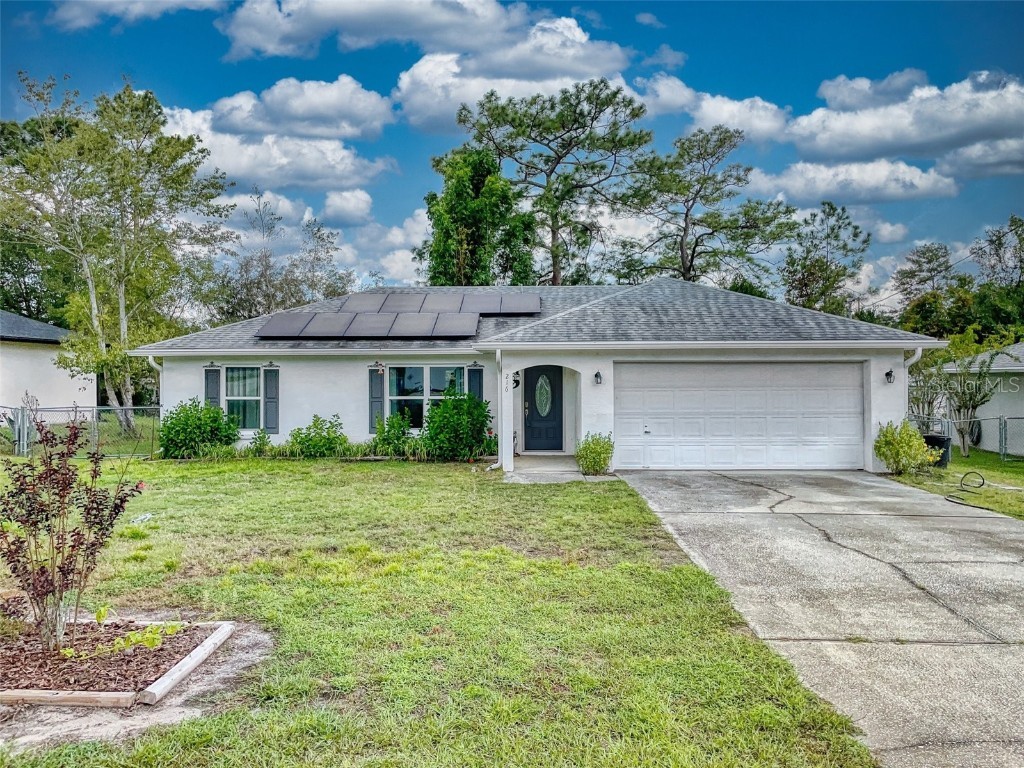 216 Hickory Avenue Orange City FL 32763 V4932274 image1