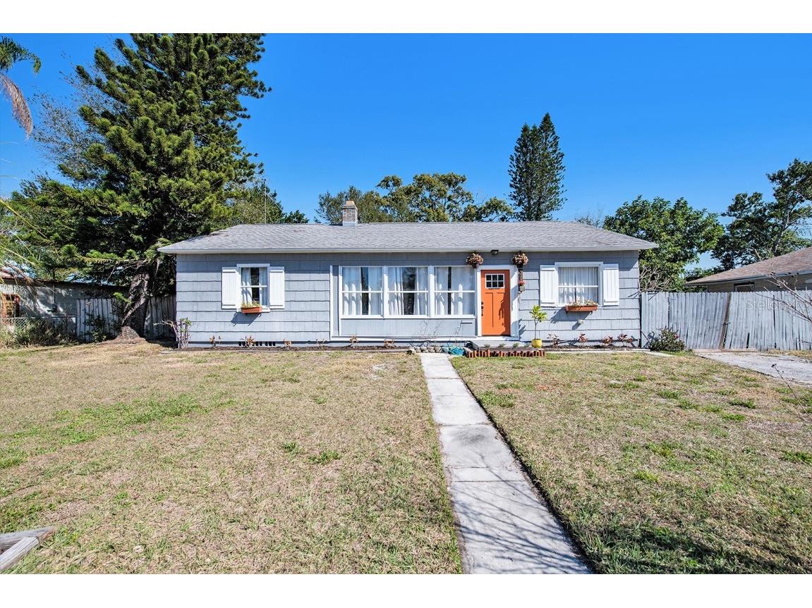 216 Kingston Street S Saint Petersburg FL 33711 U8190033 image1