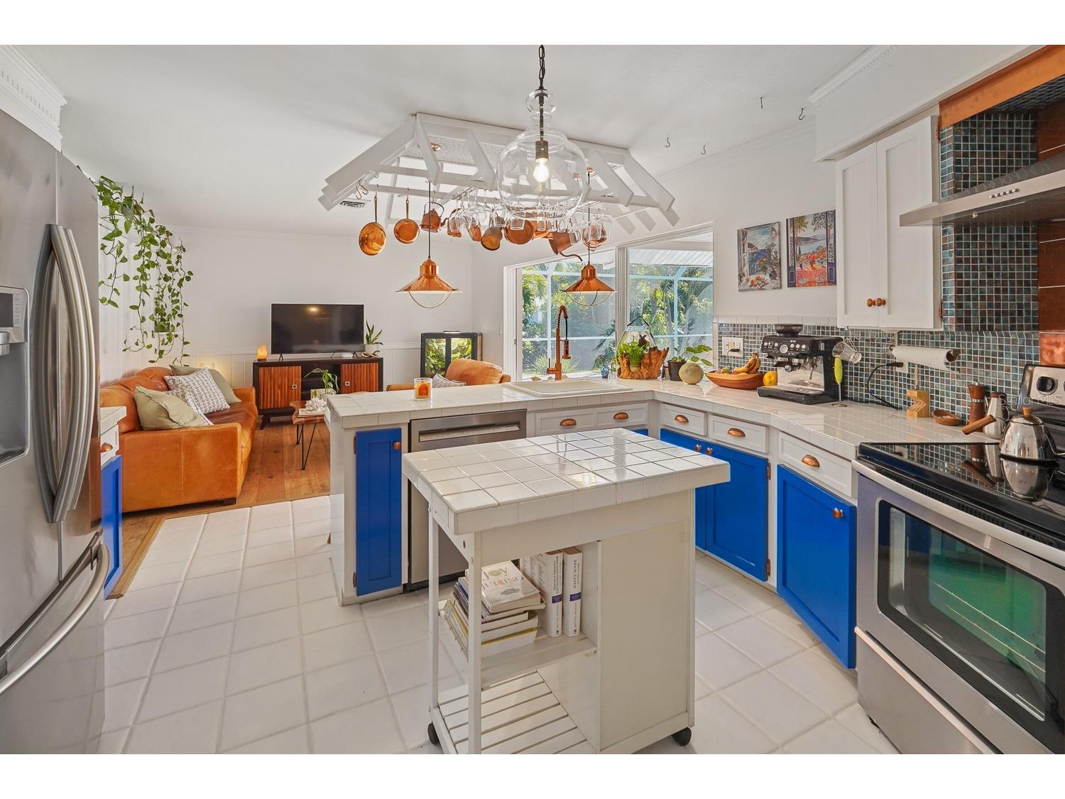 216 Matisse Circle N Nokomis FL 34275 A4688622 image13