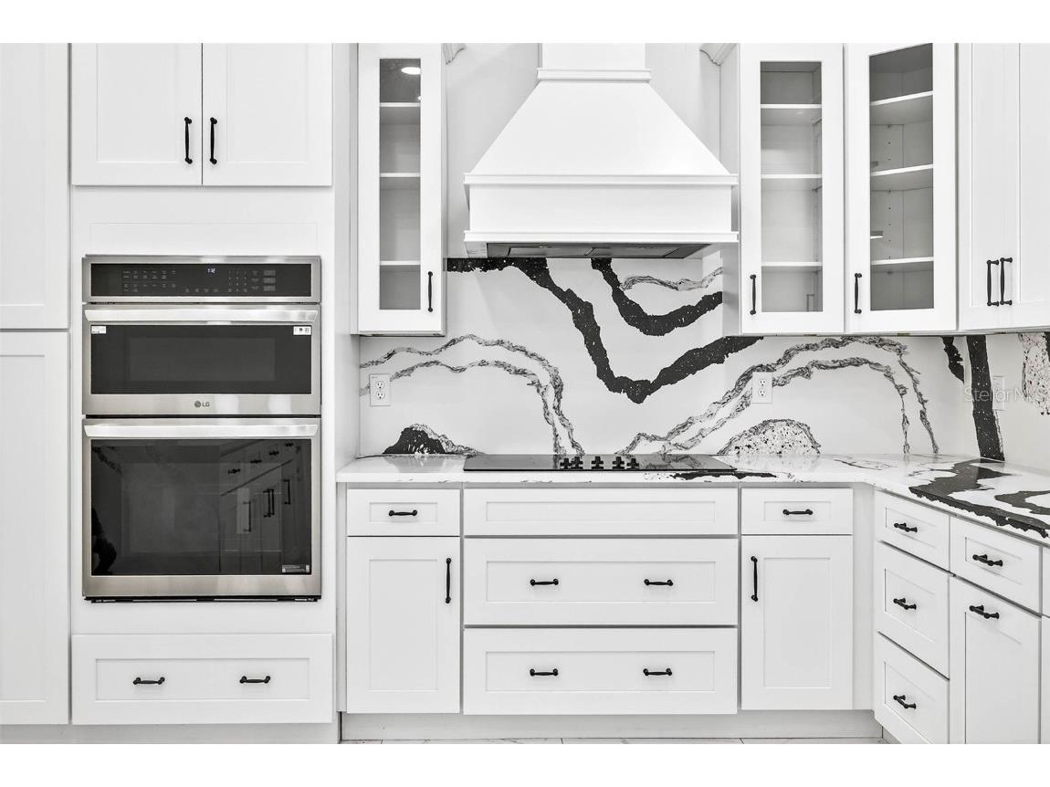 216 N Glen Arven Avenue Temple Terrace FL 33617 TB8445791 image32