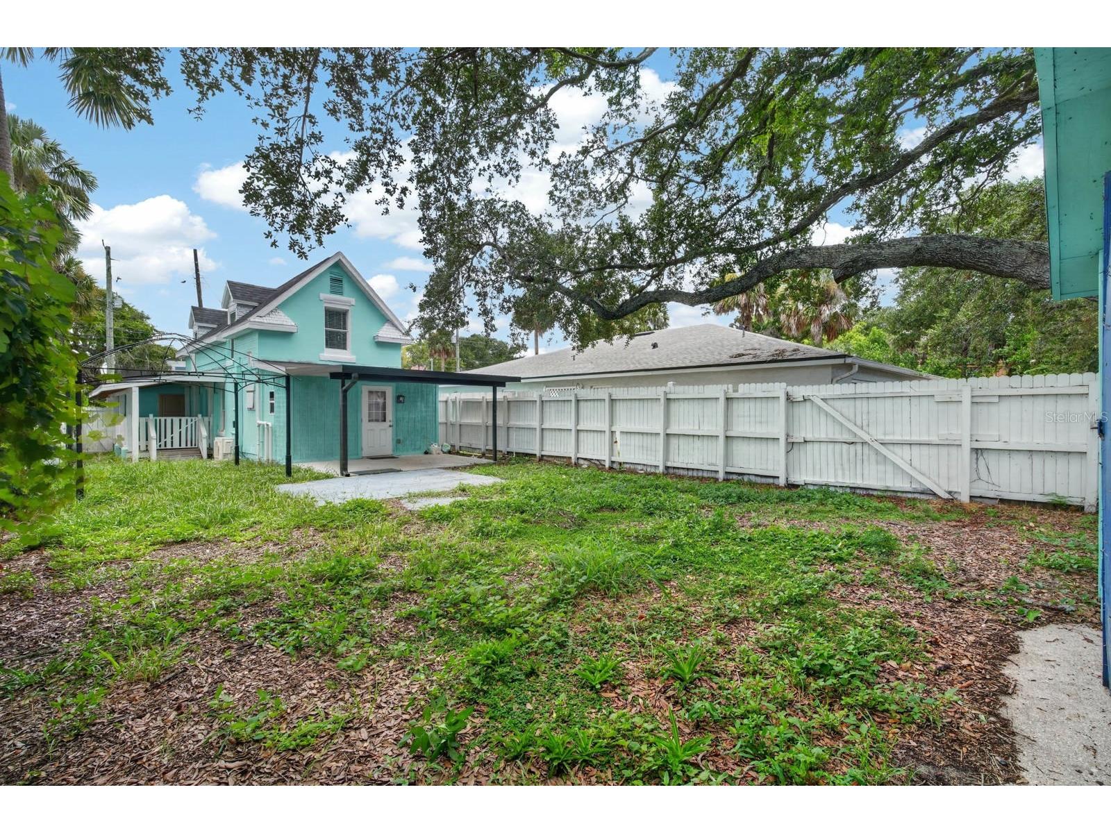 216 N Halifax Avenue Daytona Beach FL 32118 FC319943 image33