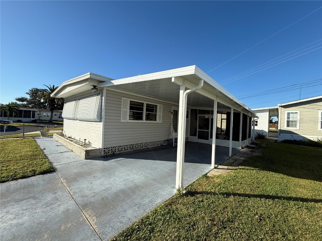 216 Outer Drive E Venice FL 34285 N6141009 image2