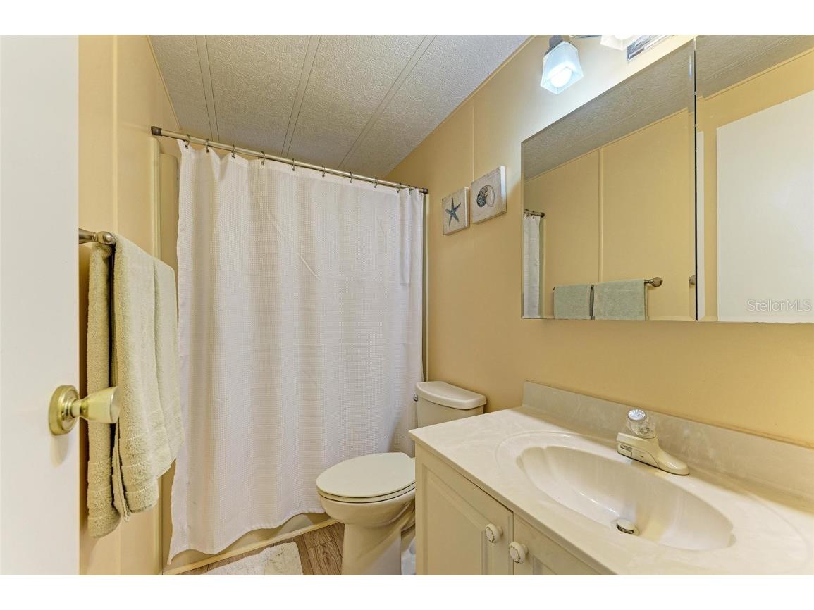 216 Palm Air Drive Osprey FL 34229 A4672438 image18