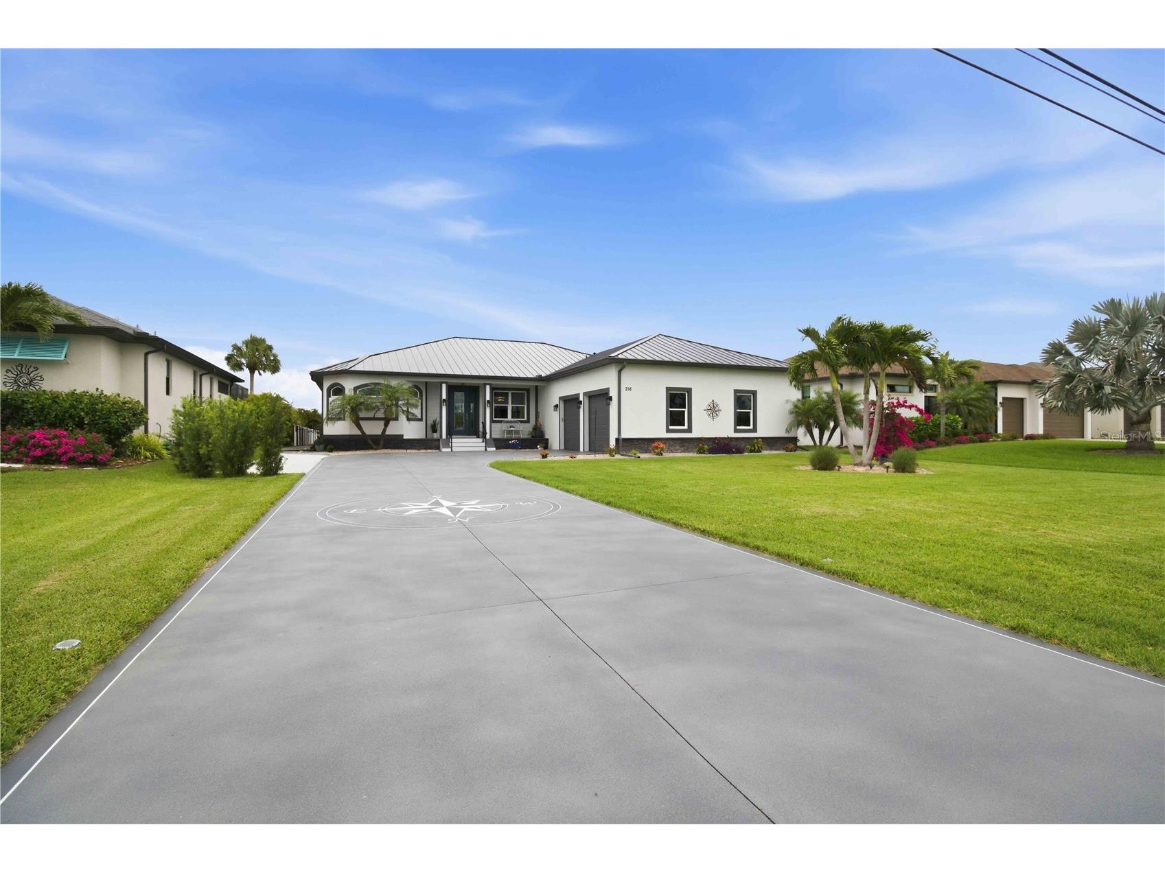 216 Rotonda Boulevard E Rotonda West FL 33947 N6144543 image1