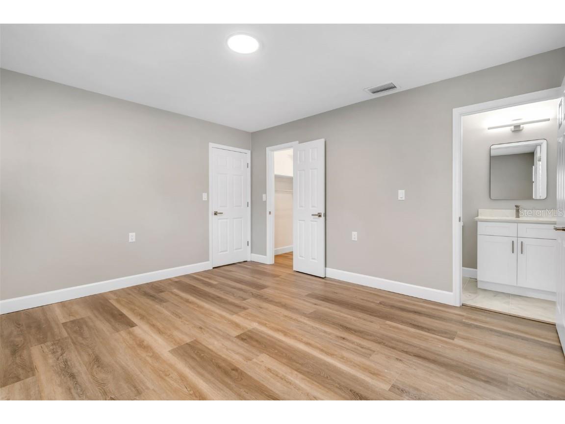 216 S Shore Crest Drive Tampa FL 33609 TB8398598 image13