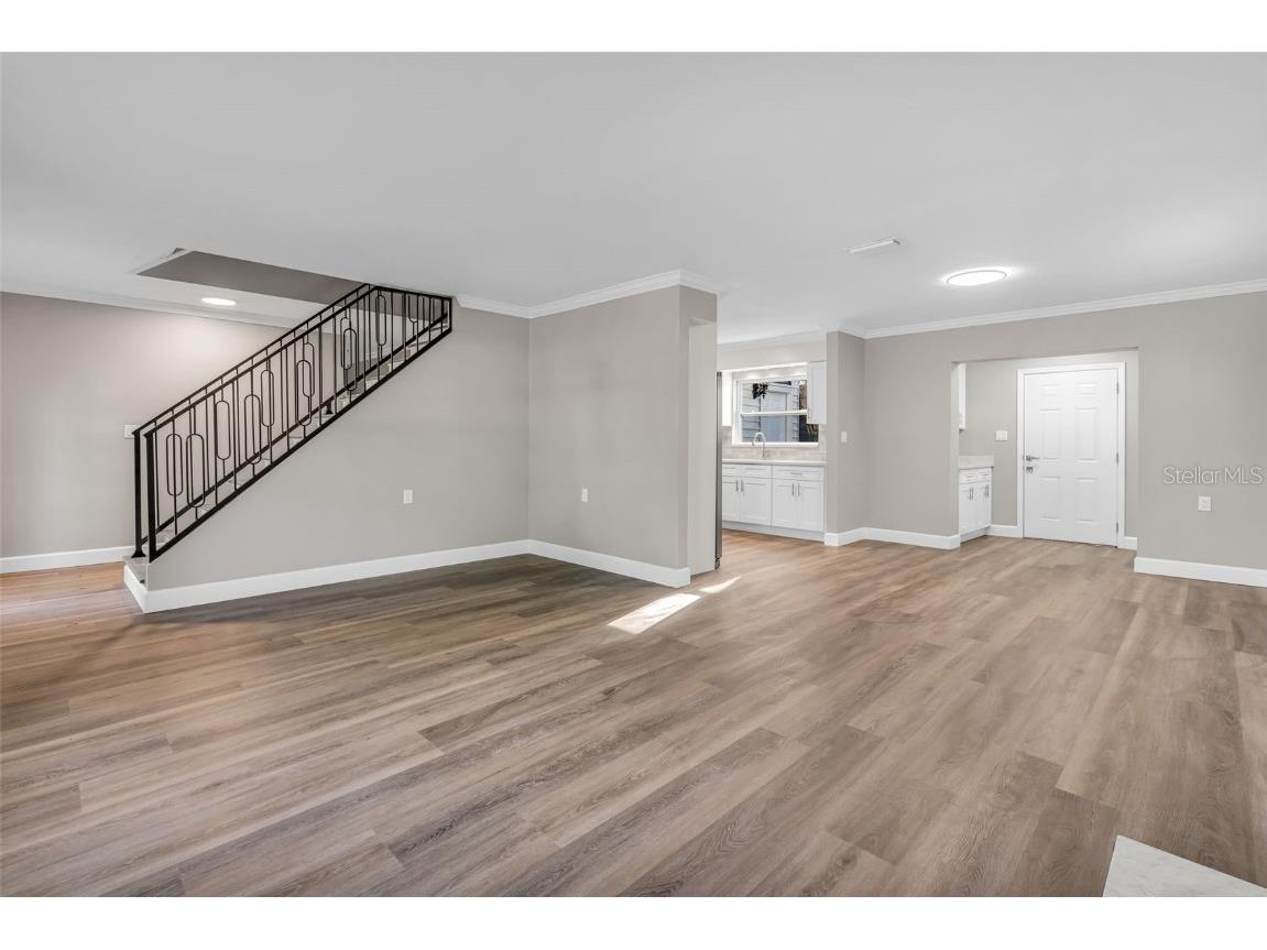 216 S Shore Crest Drive Tampa FL 33609 TB8398598 image4