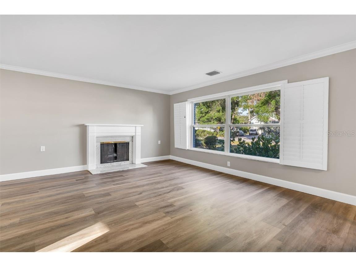 216 S Shore Crest Drive Tampa FL 33609 TB8435713 image3