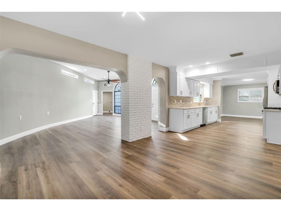 216 S Shore Crest Drive Tampa FL 33609 TB8435713 image7