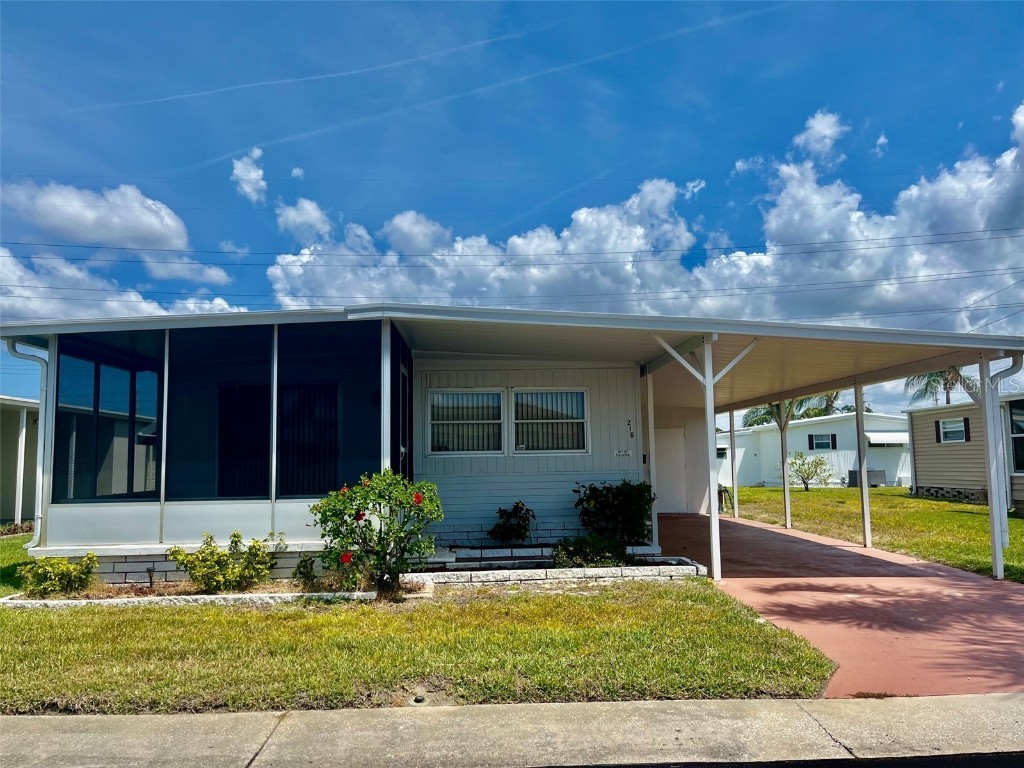 216 Seagull Drive Tarpon Springs FL 34689 U8243705 image1