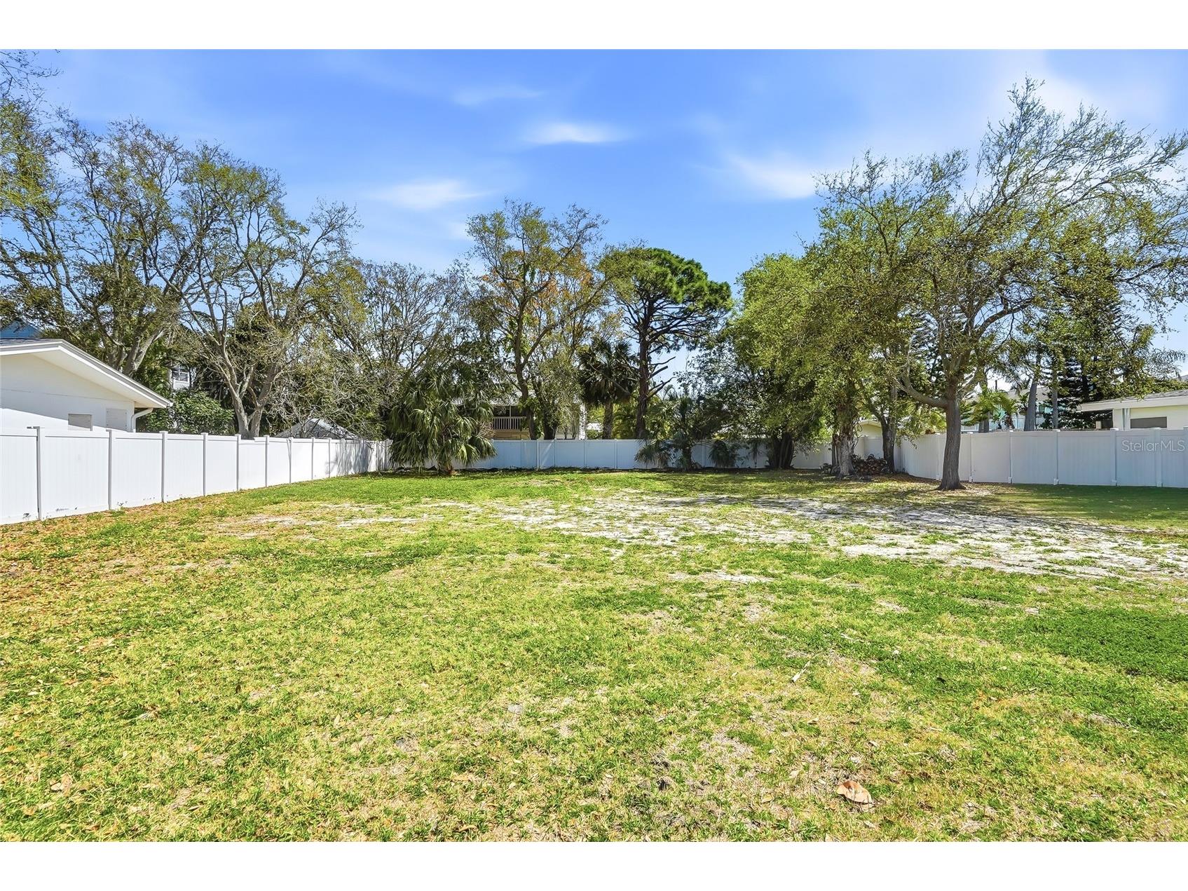 216 Shore Drive Palm Harbor FL 34683 TB8484212 image2