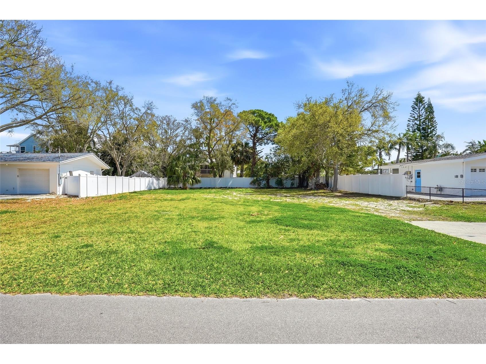 216 Shore Drive Palm Harbor FL 34683 TB8484212 image3