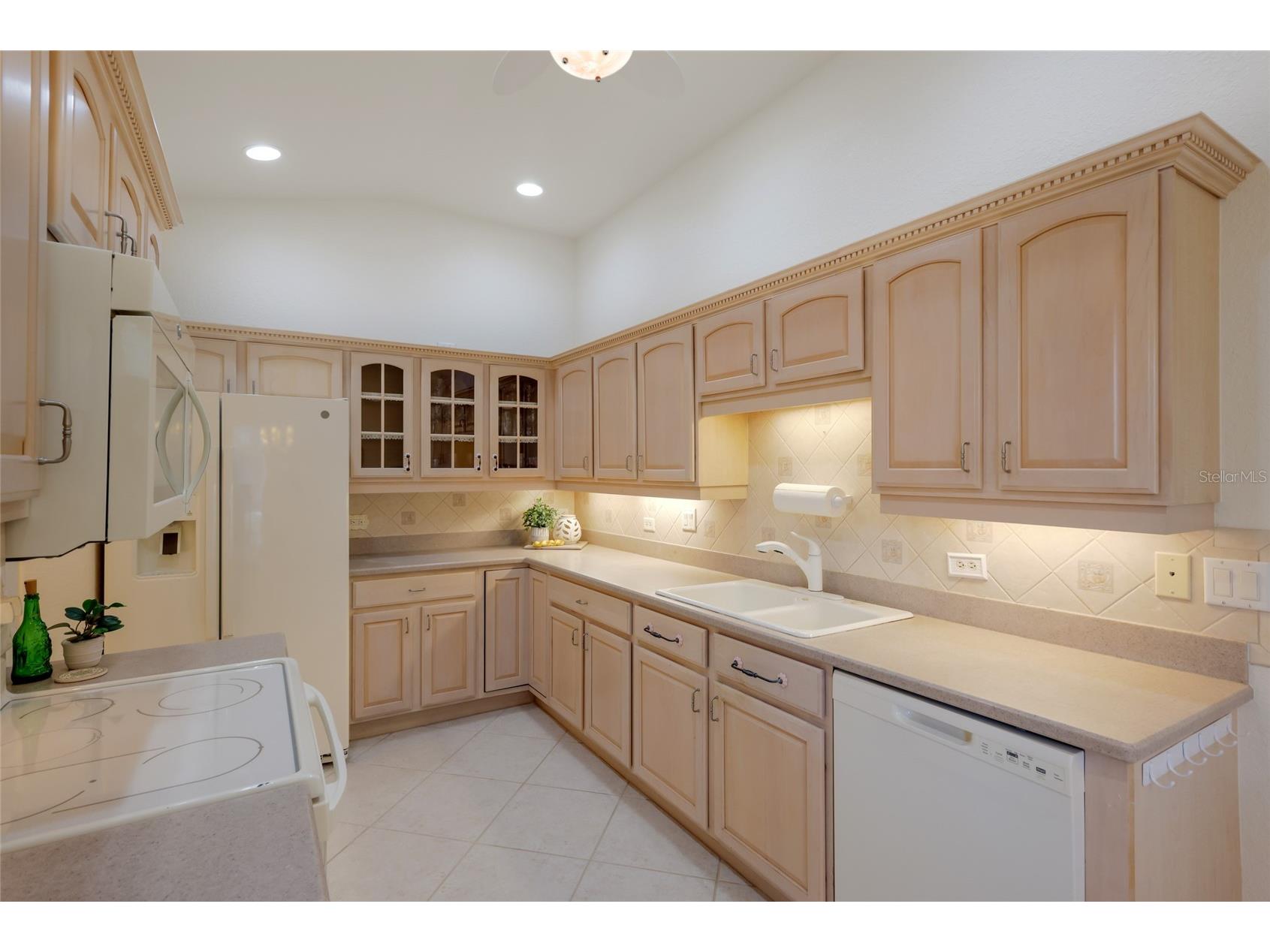 216 Vista Del Lago Way Venice FL 34292 A4694205 image10