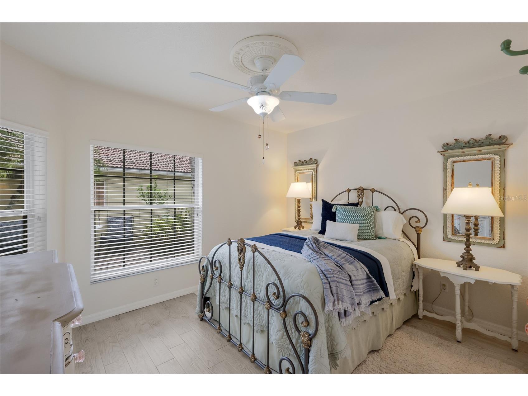 216 Vista Del Lago Way Venice FL 34292 A4694205 image17
