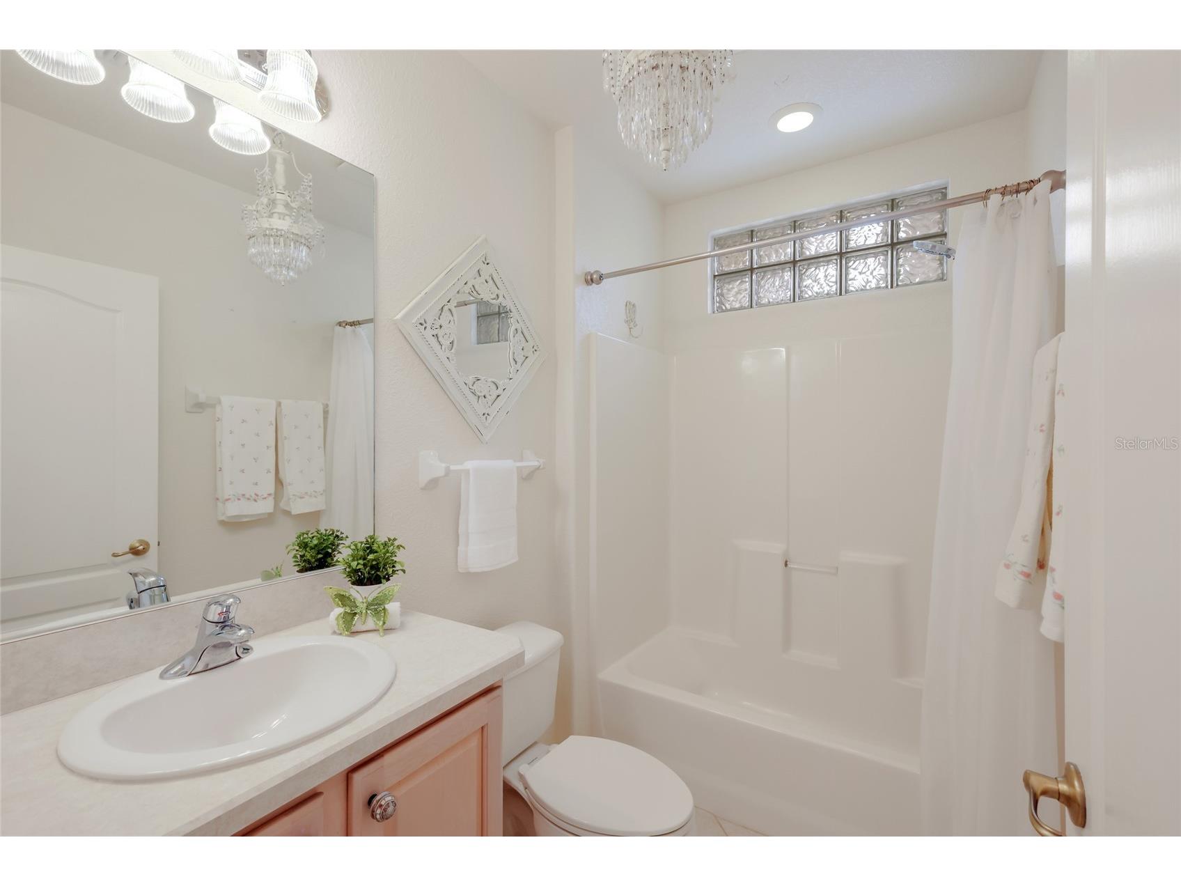 216 Vista Del Lago Way Venice FL 34292 A4694205 image19