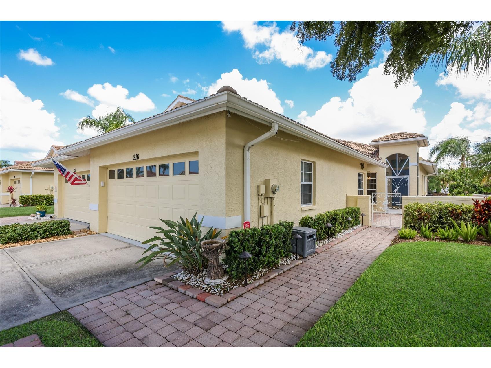 216 Vista Del Lago Way Venice FL 34292 A4694205 image2