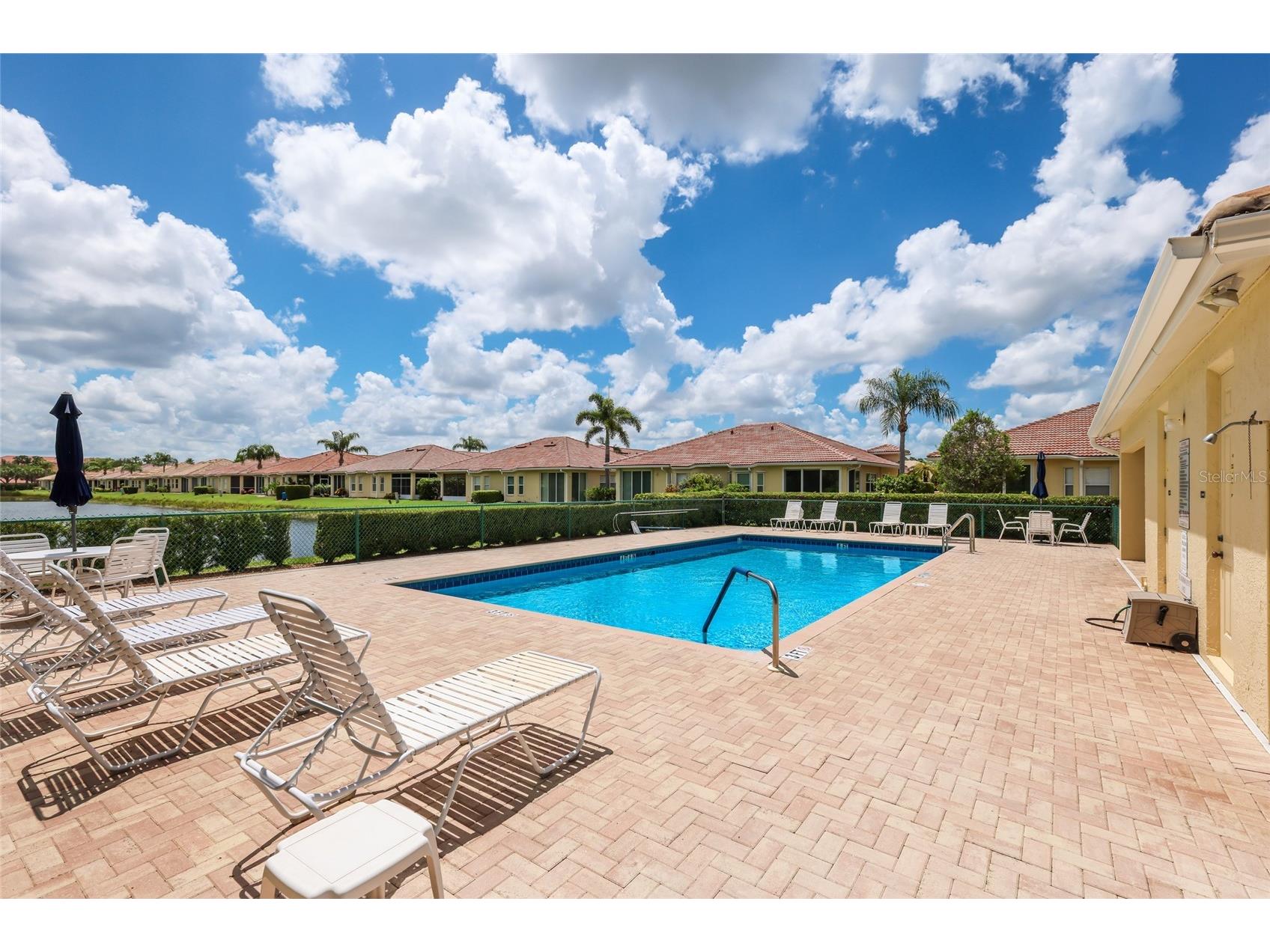 216 Vista Del Lago Way Venice FL 34292 A4694205 image25