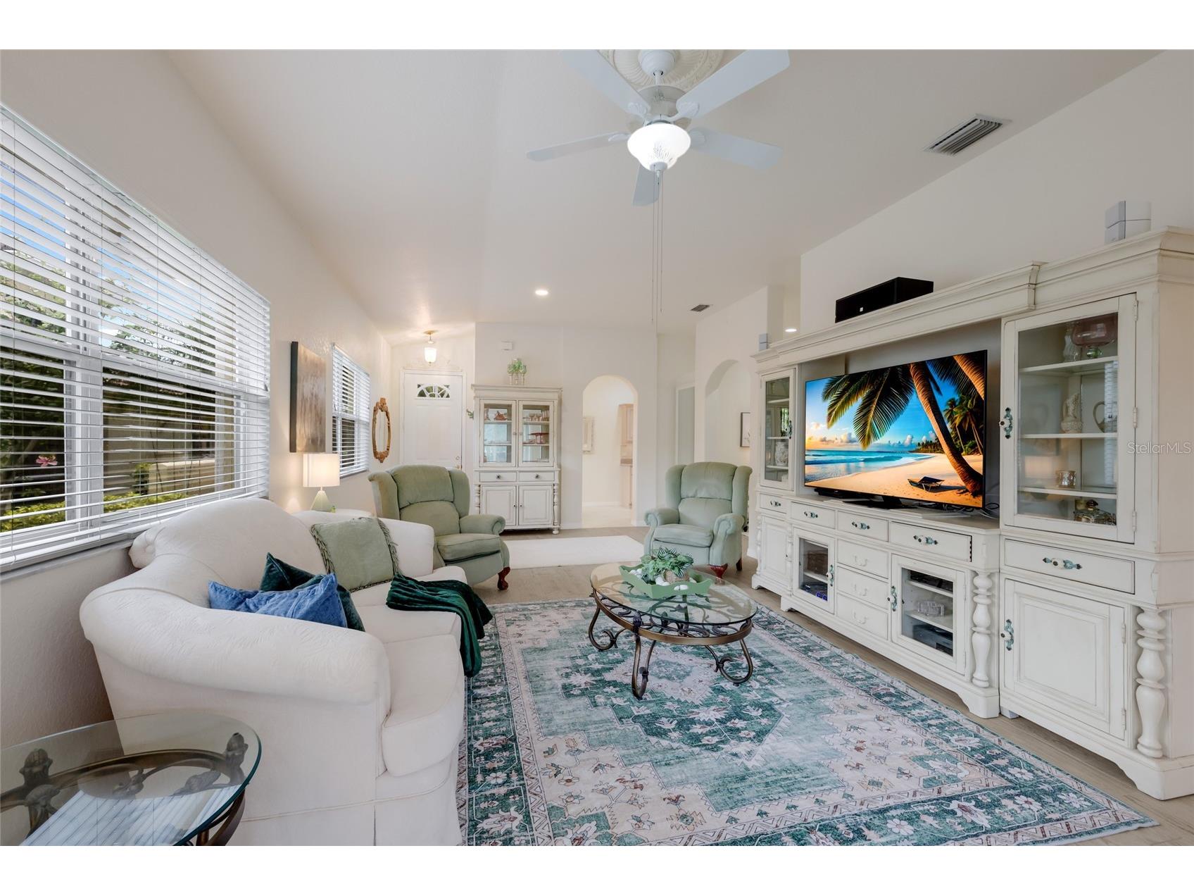 216 Vista Del Lago Way Venice FL 34292 A4694205 image6