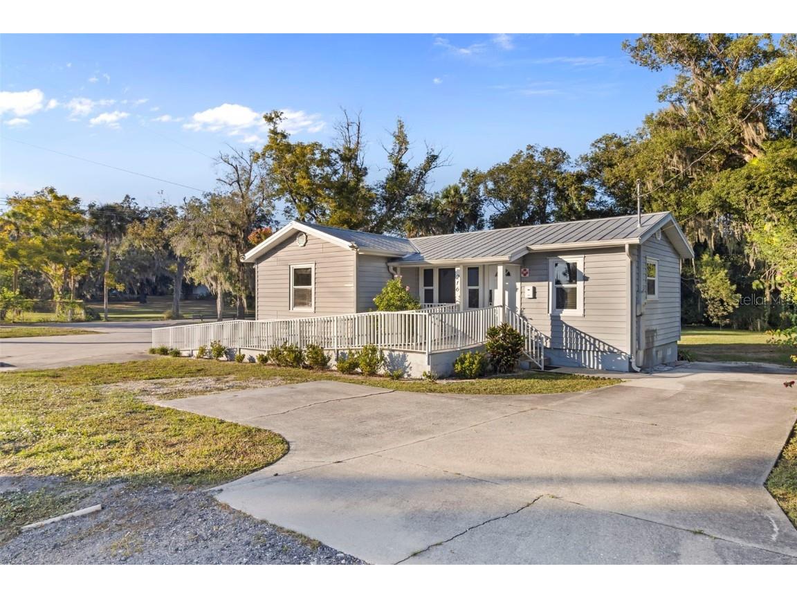 216 W Hickory Street Arcadia FL 34266 A4670448 image2