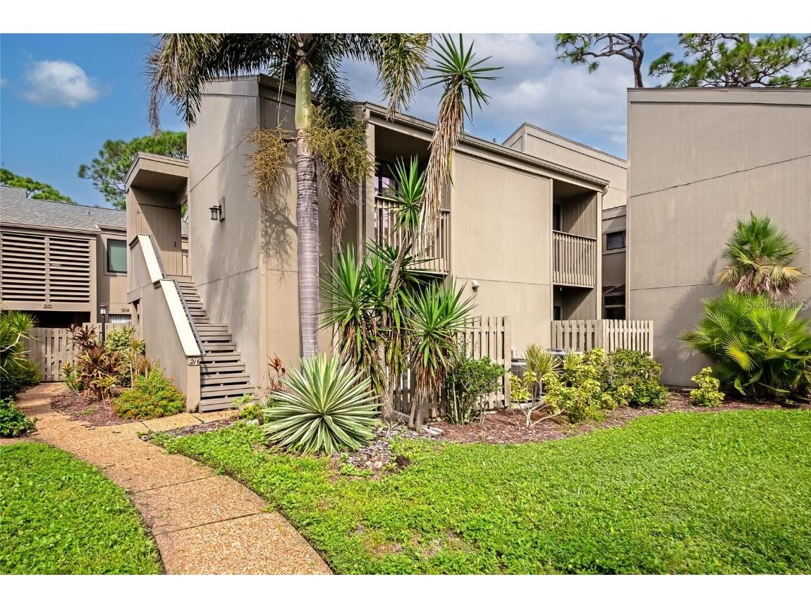 216 Woodland Drive #216 Osprey FL 34229 A4660278 image1