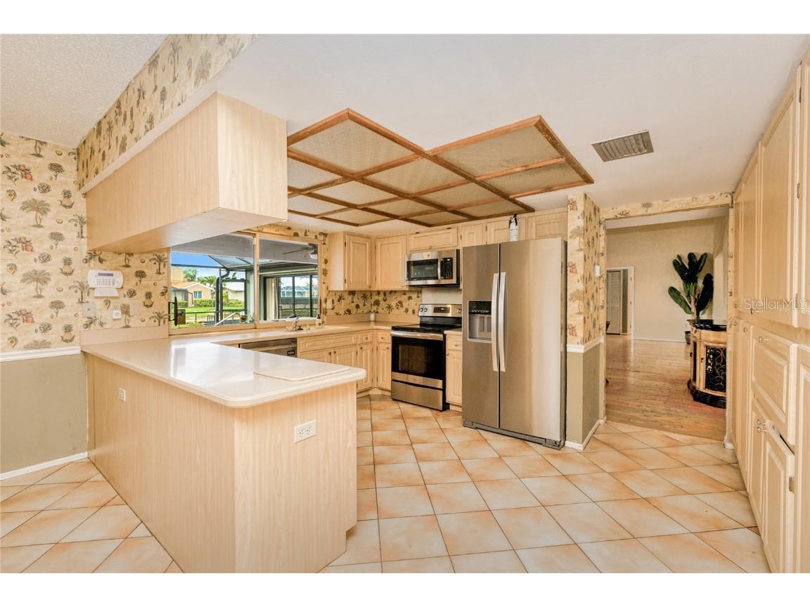 2160 Aqui Esta Drive Punta Gorda FL 33950 C7510855 image7