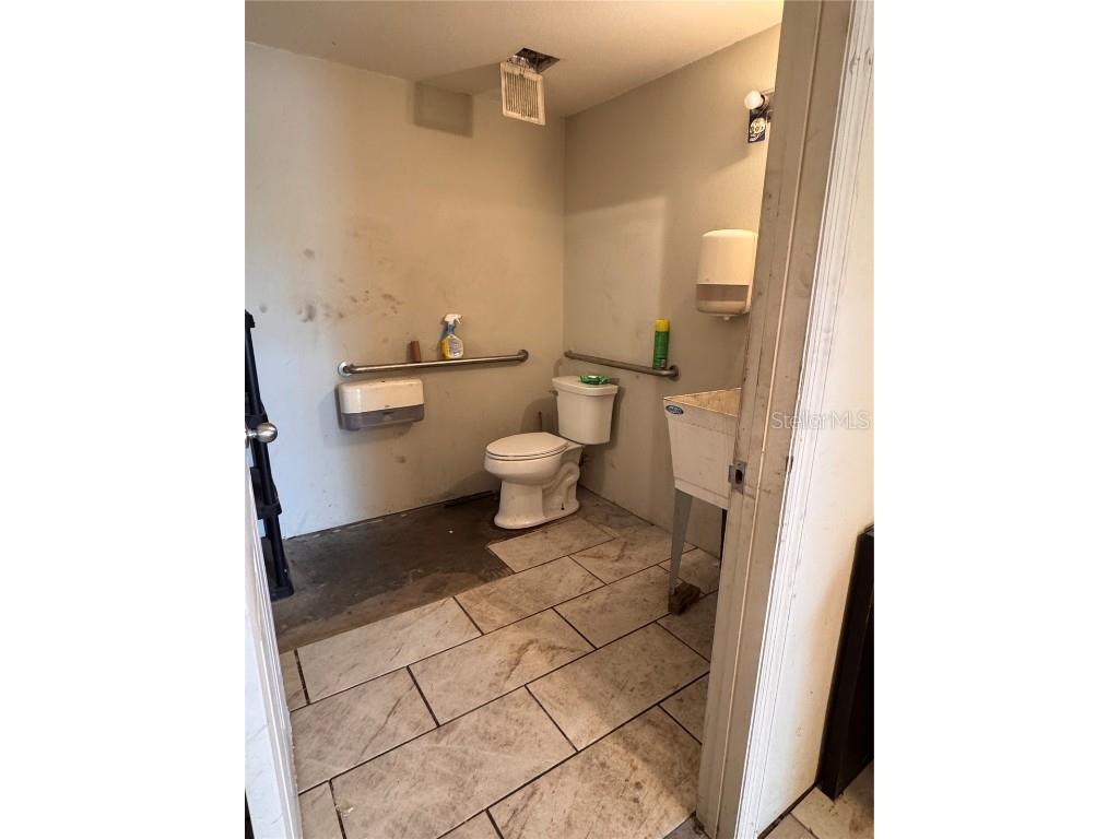2160 Edgewood Drive S #109 Lakeland FL 33803 TB8443394 image7