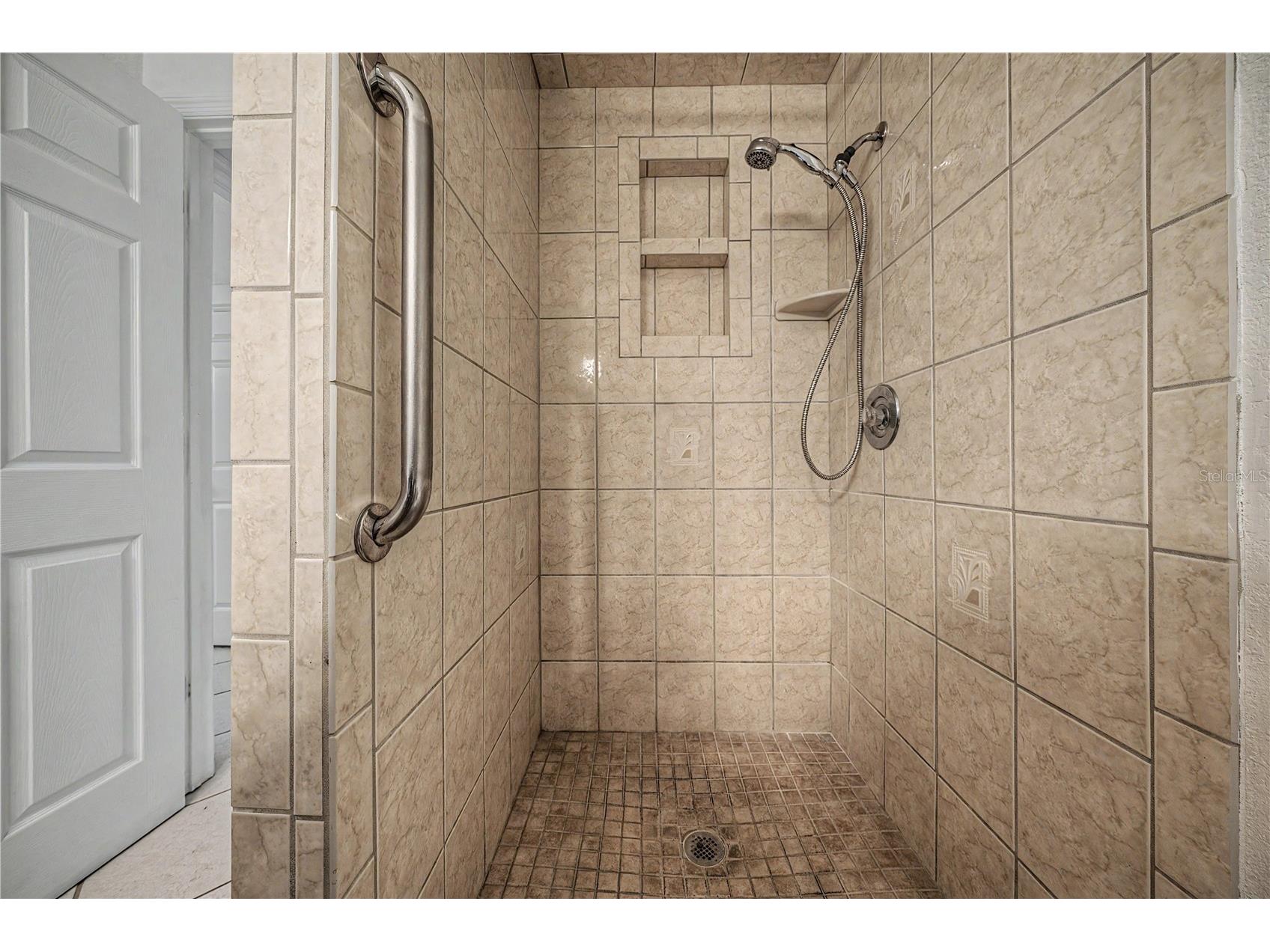2160 Laurence Drive Clearwater FL 33764 TB8519918 image77
