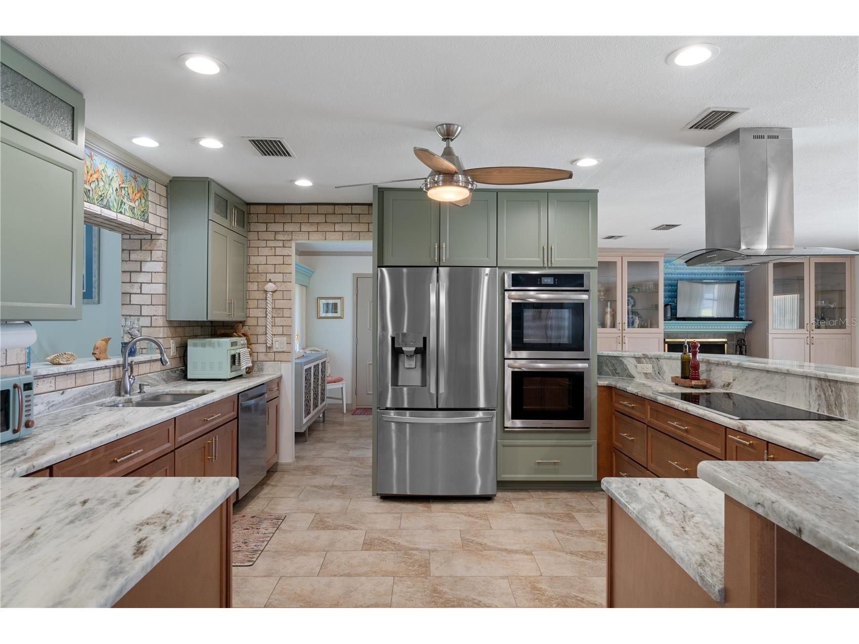 2160 N Watersedge Drive Crystal River FL 34429 OM726610 image15