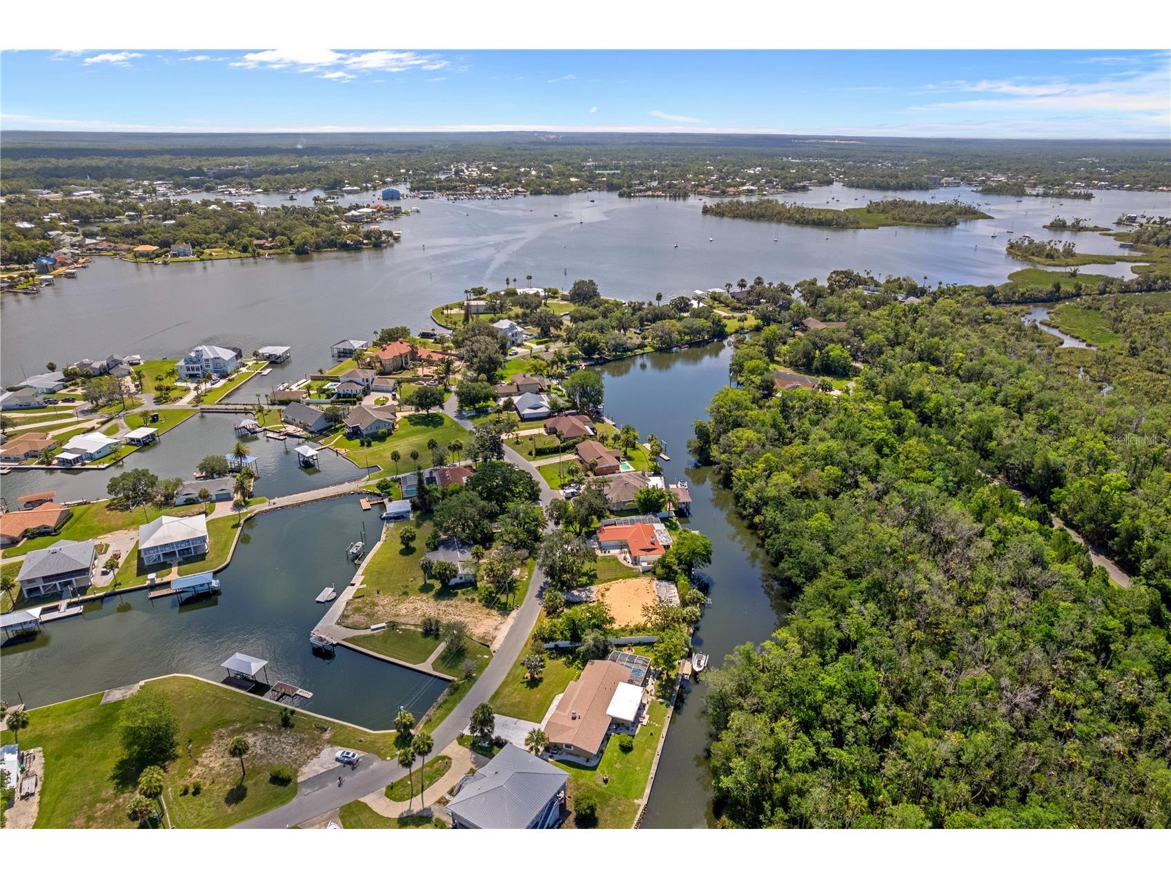 2160 N Watersedge Drive Crystal River FL 34429 OM726610 image45