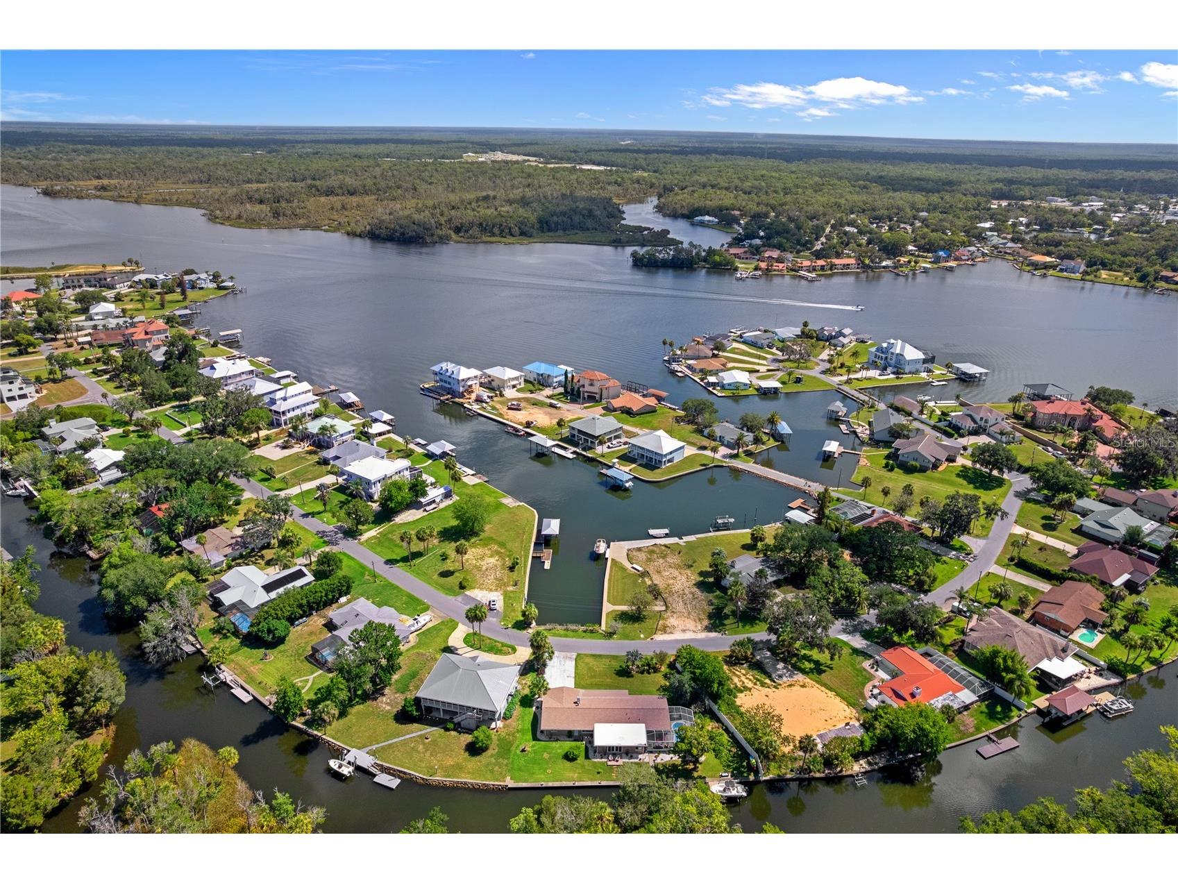 2160 N Watersedge Drive Crystal River FL 34429 OM726610 image46