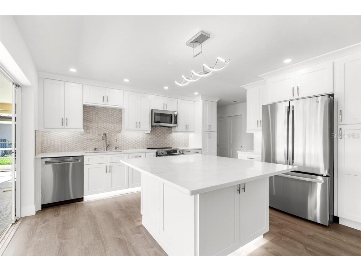 2160 Palm Tree Drive Punta Gorda FL 33950 - Canal D6140824 image3