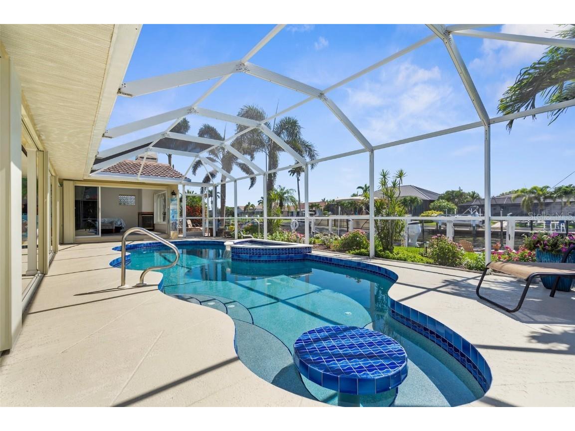 2160 Palm Tree Drive Punta Gorda FL 33950 - Canal D6140824 image5