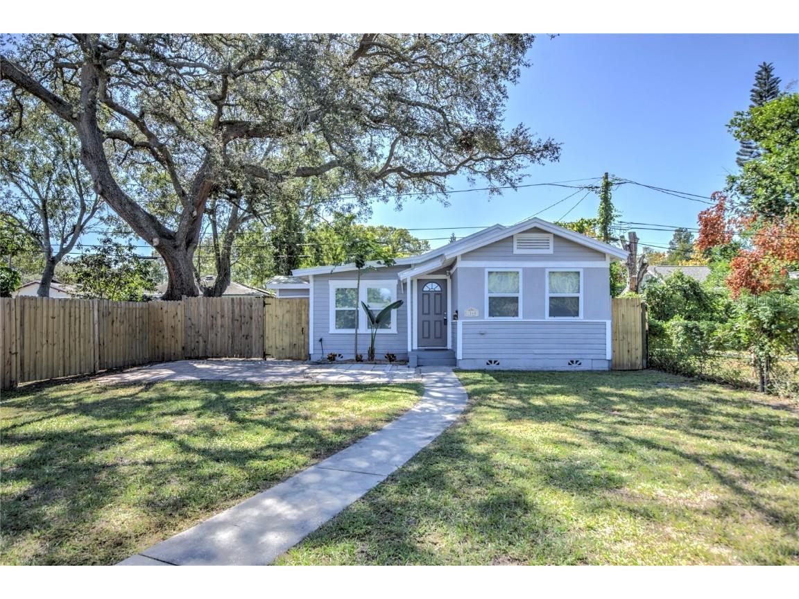 2160 Salem Avenue N Saint Petersburg FL 33714 U8218721 image1