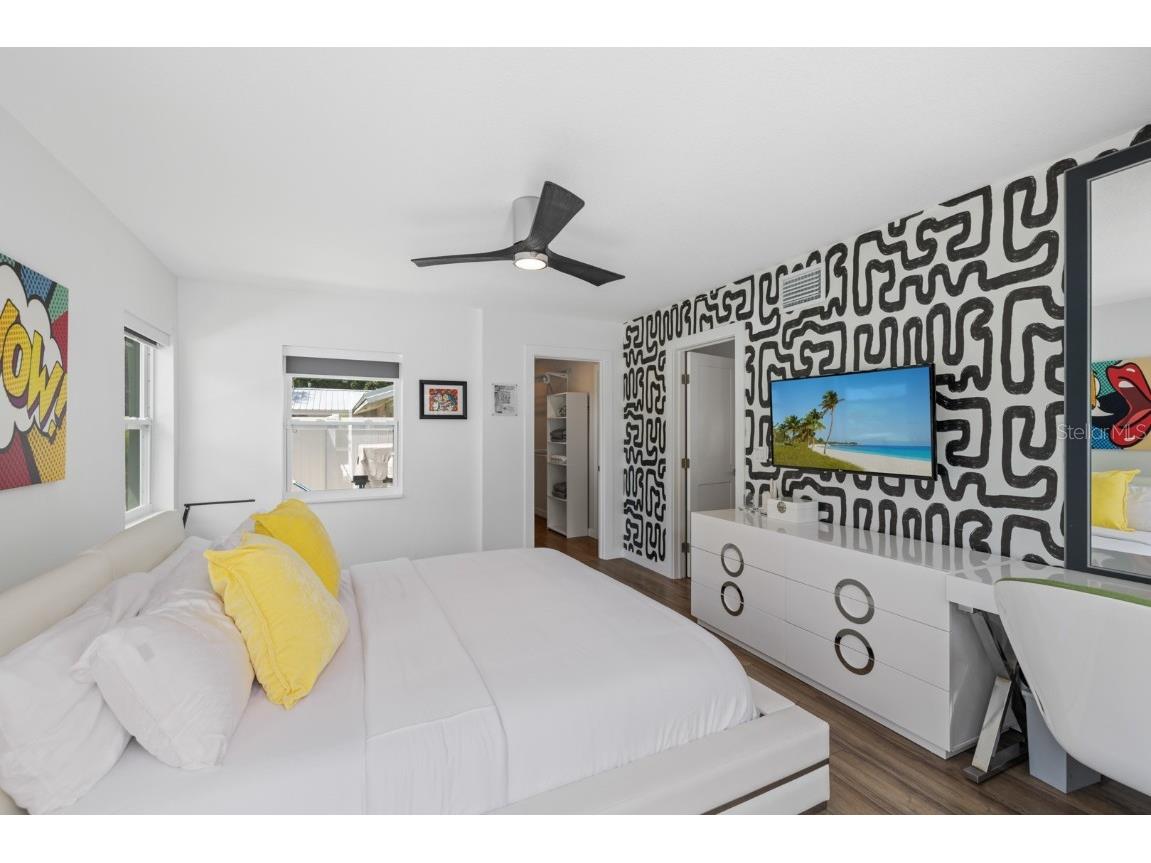 2160 Sunnyside Place Sarasota FL 34239 A4674367 image12